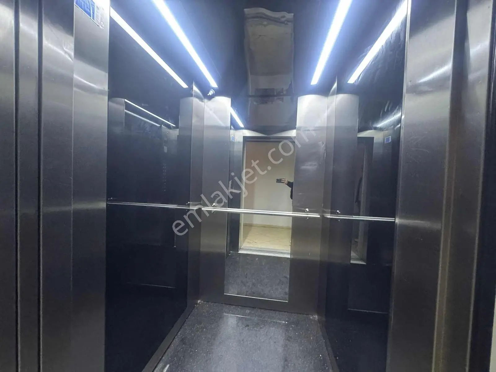 Metin Gayrimenkul'den Yenişehir Çiflikköy'de Kiralık Eşyalı 1+1 - Görsel 4