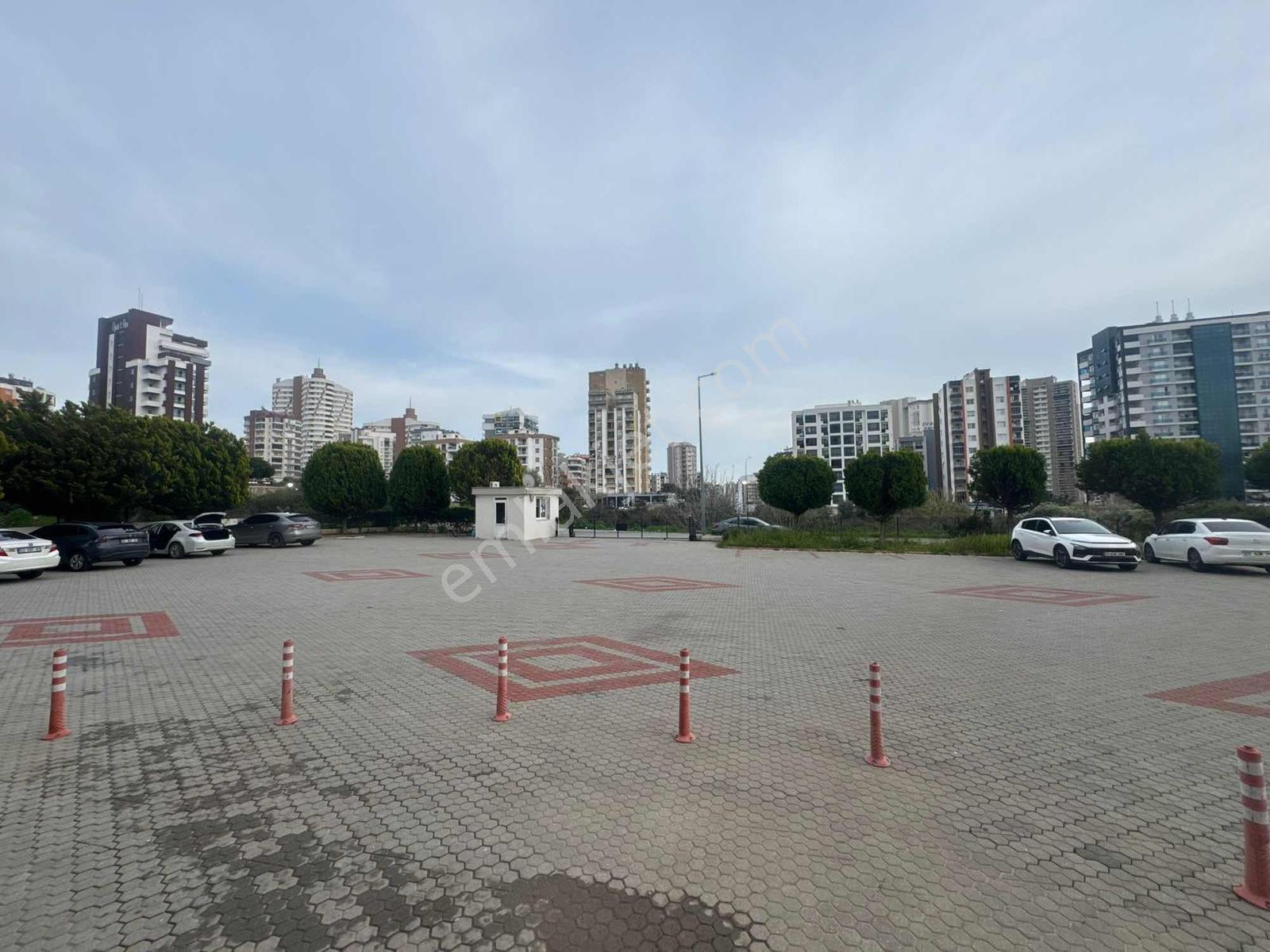 Metin Gayrimenkul'den Yenişehir Çiflikköy'de Kiralık Eşyalı 1+1 - Görsel 10