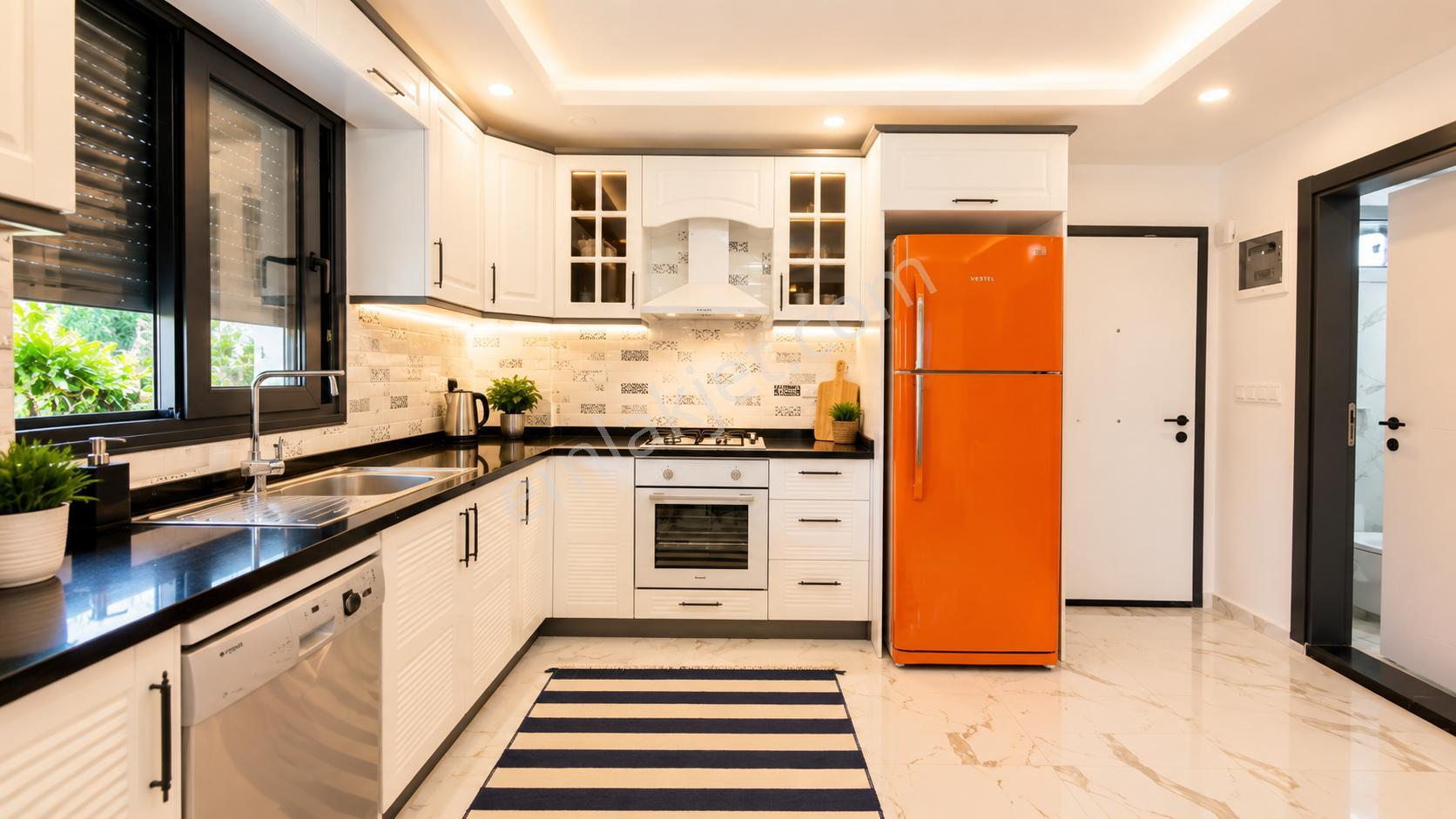 No:10 Gayrimenkul’den | Denize Girilebilen Bölgede | 3+1 Dubleks Villa | Butik Site İçerisinde - Görsel 11