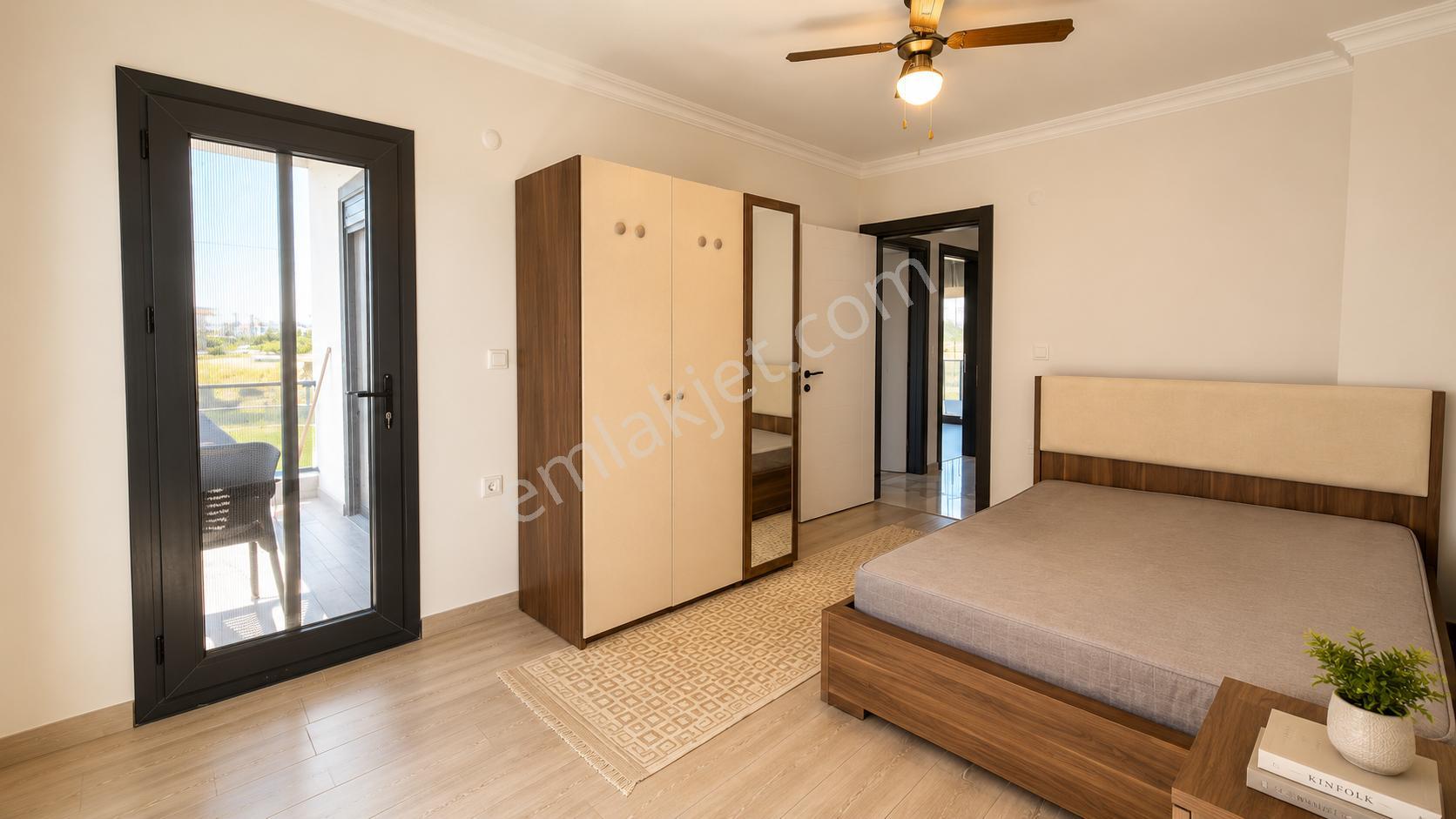 No:10 Gayrimenkul’den | Denize Girilebilen Bölgede | 3+1 Dubleks Villa | Butik Site İçerisinde - Görsel 22
