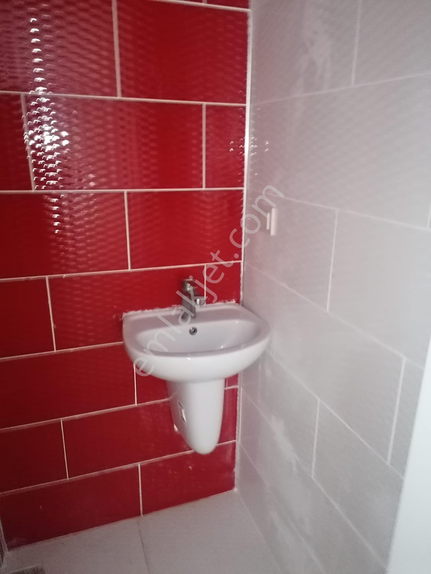 Yarımcapark İşmerkezinde Kiralık Dükkan - Görsel 2