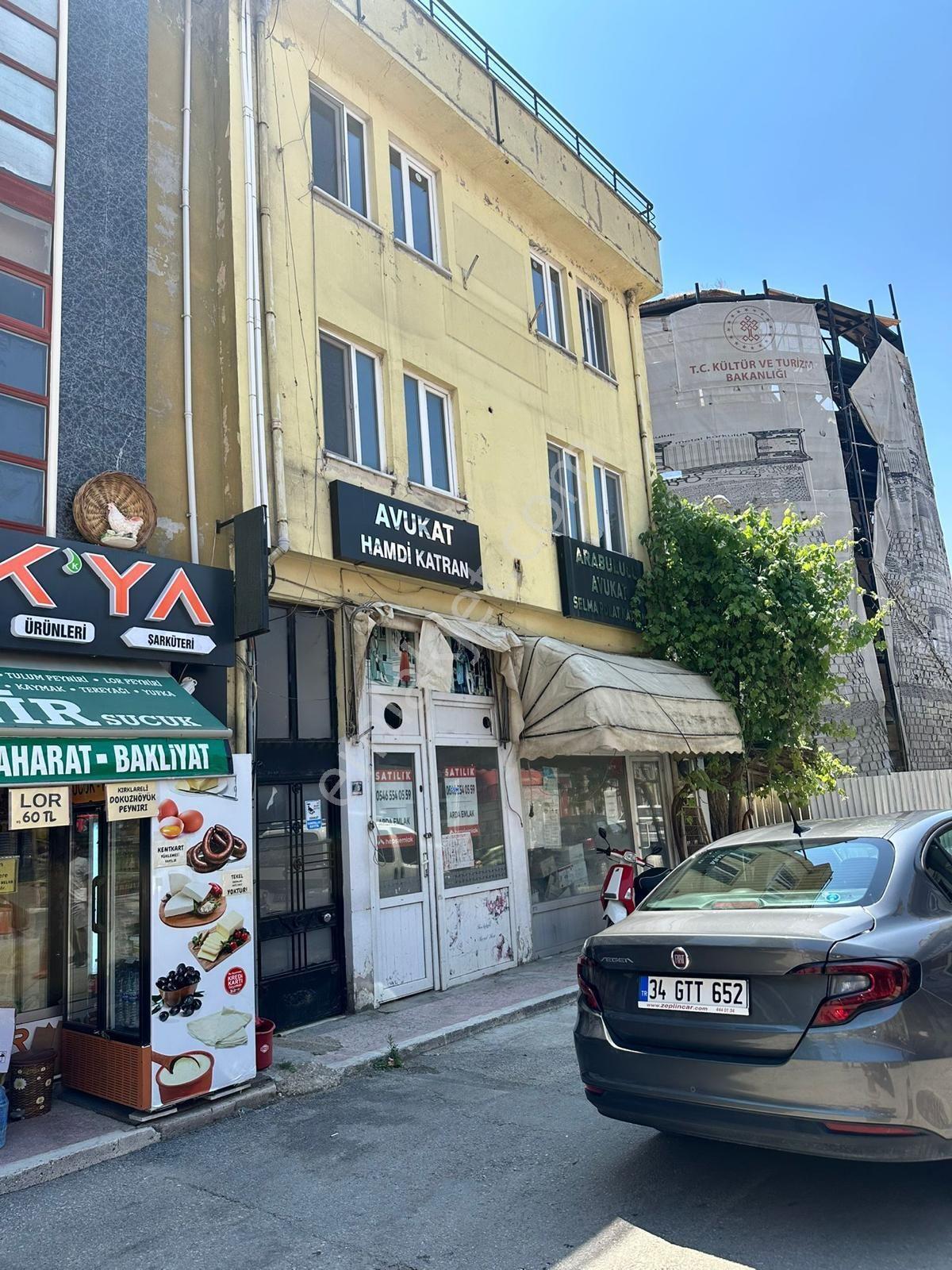 Edirne Merkez Çarşıda Satılık Teraslı 100 M² Ofis
