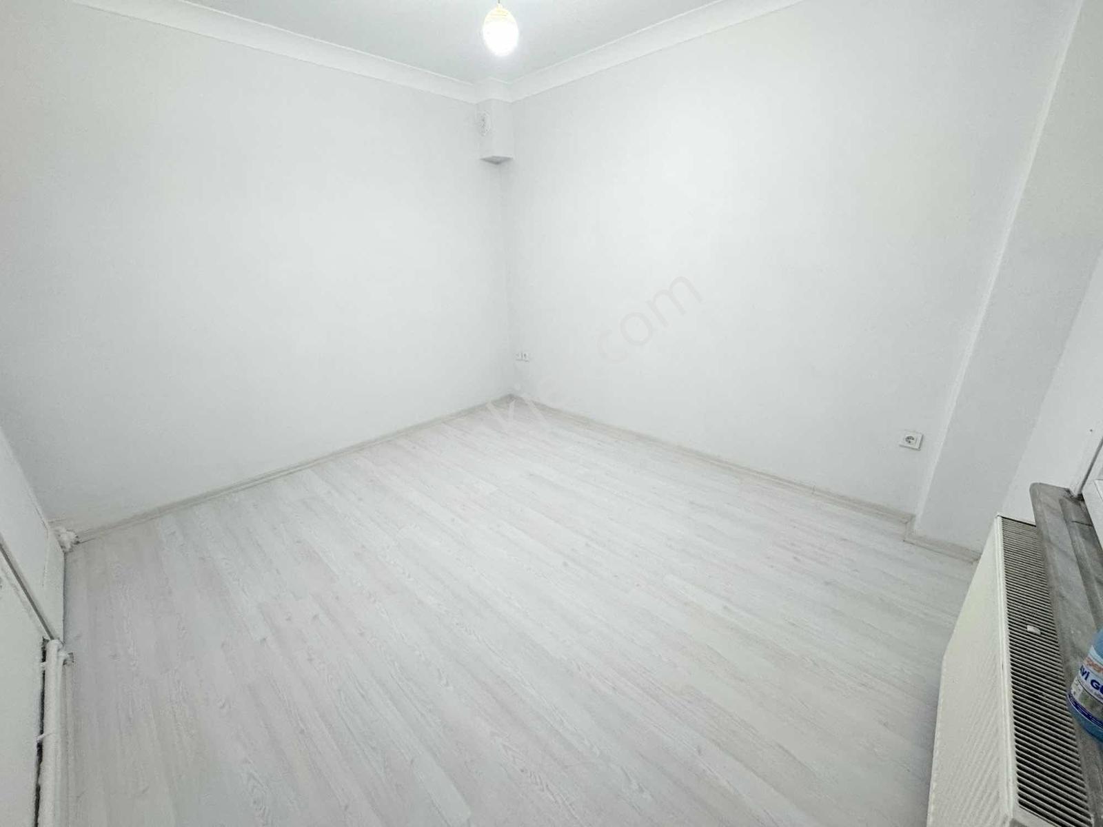 Yoldaş İnş Satılık 2+1 100 M2 Masrafsız Balkonlu Bahçekatı - Görsel 20