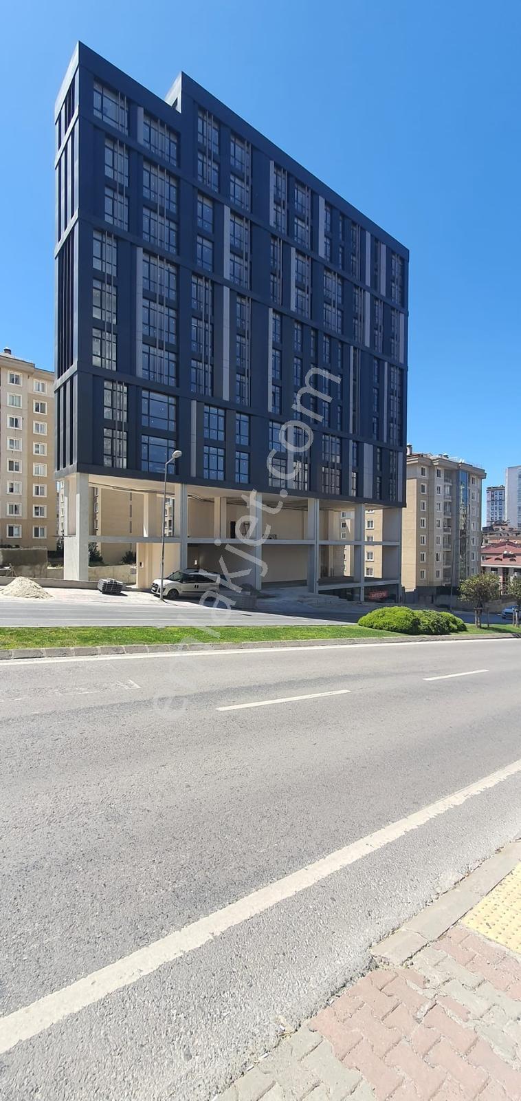 Ataşehir Finans Merkezi Yakını Fibo Resıdence'da 1+1 Home Offıce
