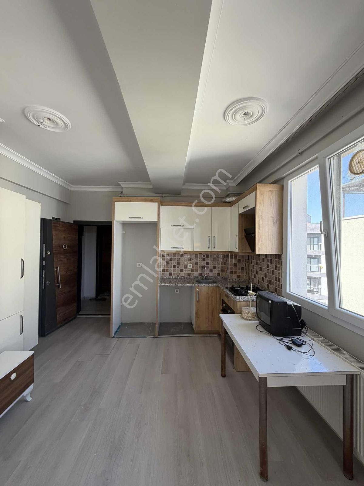 %80 Kredi İmkanı Köşe Ferah Balkonlu Satılık 1+1 Daire - Görsel 17