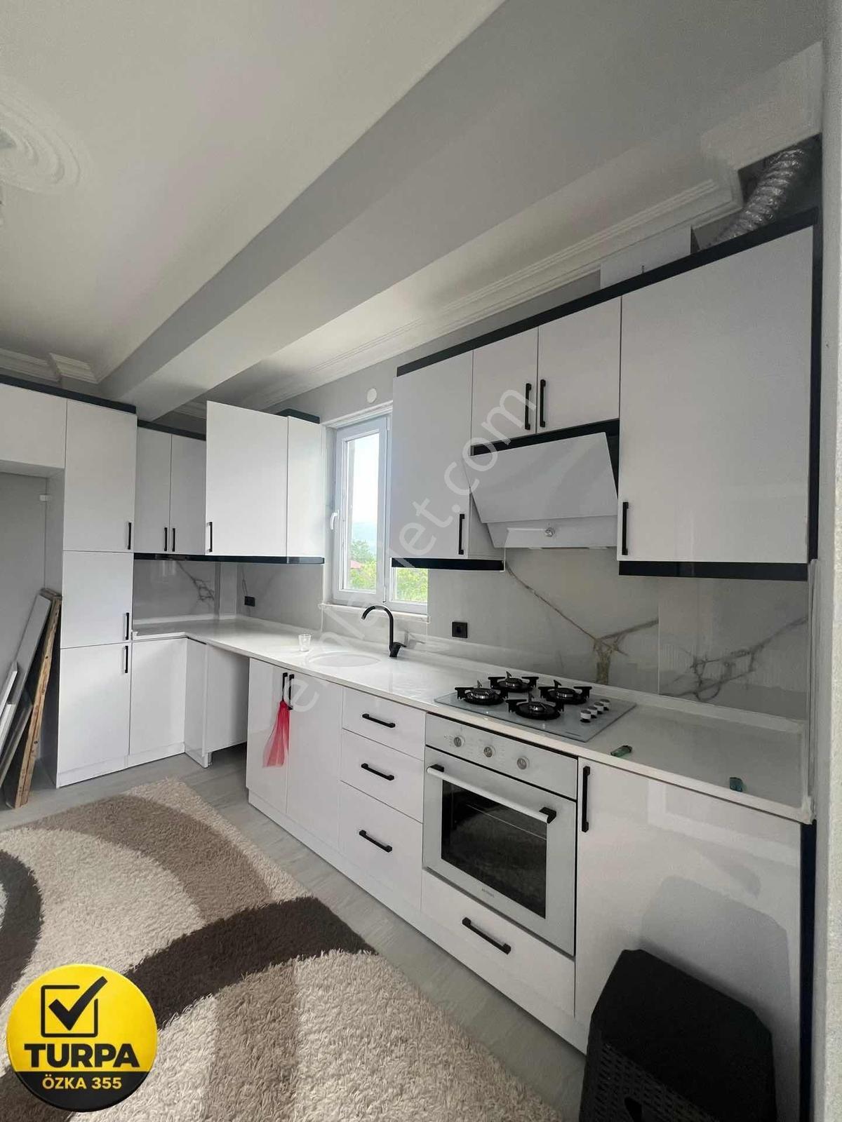 Turpa Özka355 Den İlkay Düğün Salonu Yanında Kiralık 3+1 Daire - Görsel 5