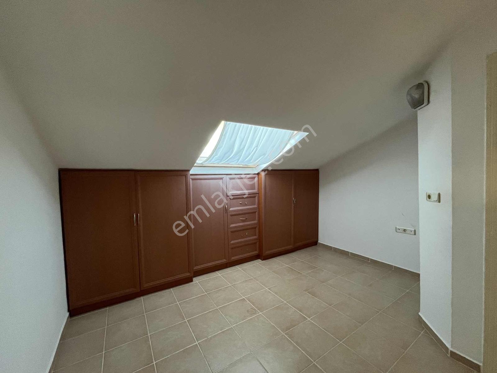 Fethiye Tuzla'da Eşyasız Kiralık 4+1 Çatı Dubleks Daire - Görsel 23