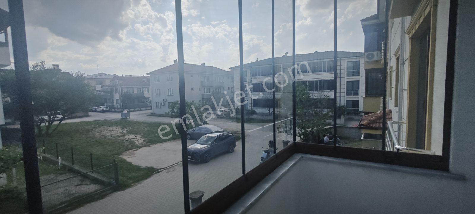 Harika Konum Kiralık 2 Kat 2+1 Daire Çarşı Merkeze Yakın Konumda - Görsel 15