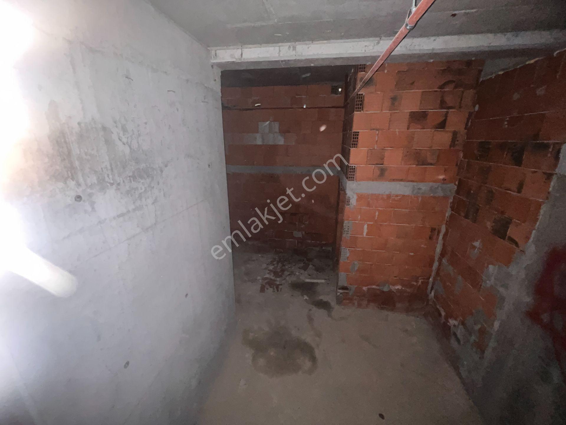 Fetihtepe Emlak Konut 2 Katlı 100 M2 Dükkan Otopark Çıkışı - Görsel 8
