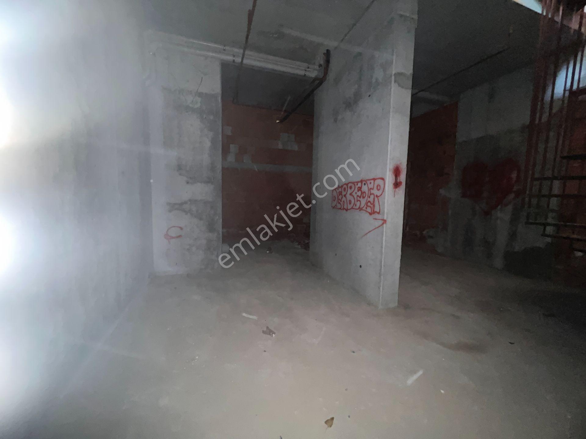 Fetihtepe Emlak Konut 2 Katlı 100 M2 Dükkan Otopark Çıkışı - Görsel 13