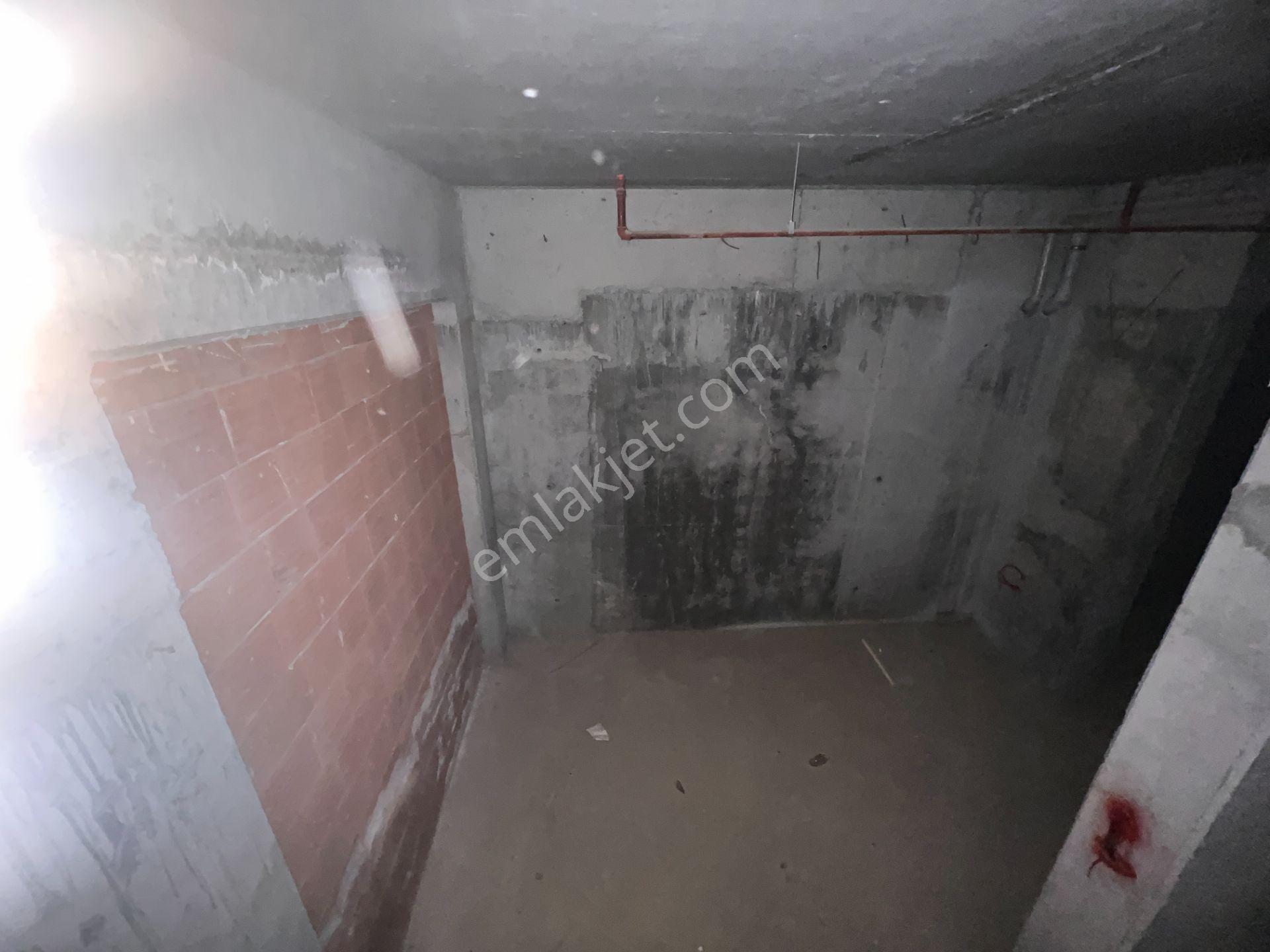 Fetihtepe Emlak Konut 2 Katlı 100 M2 Dükkan Otopark Çıkışı - Görsel 9