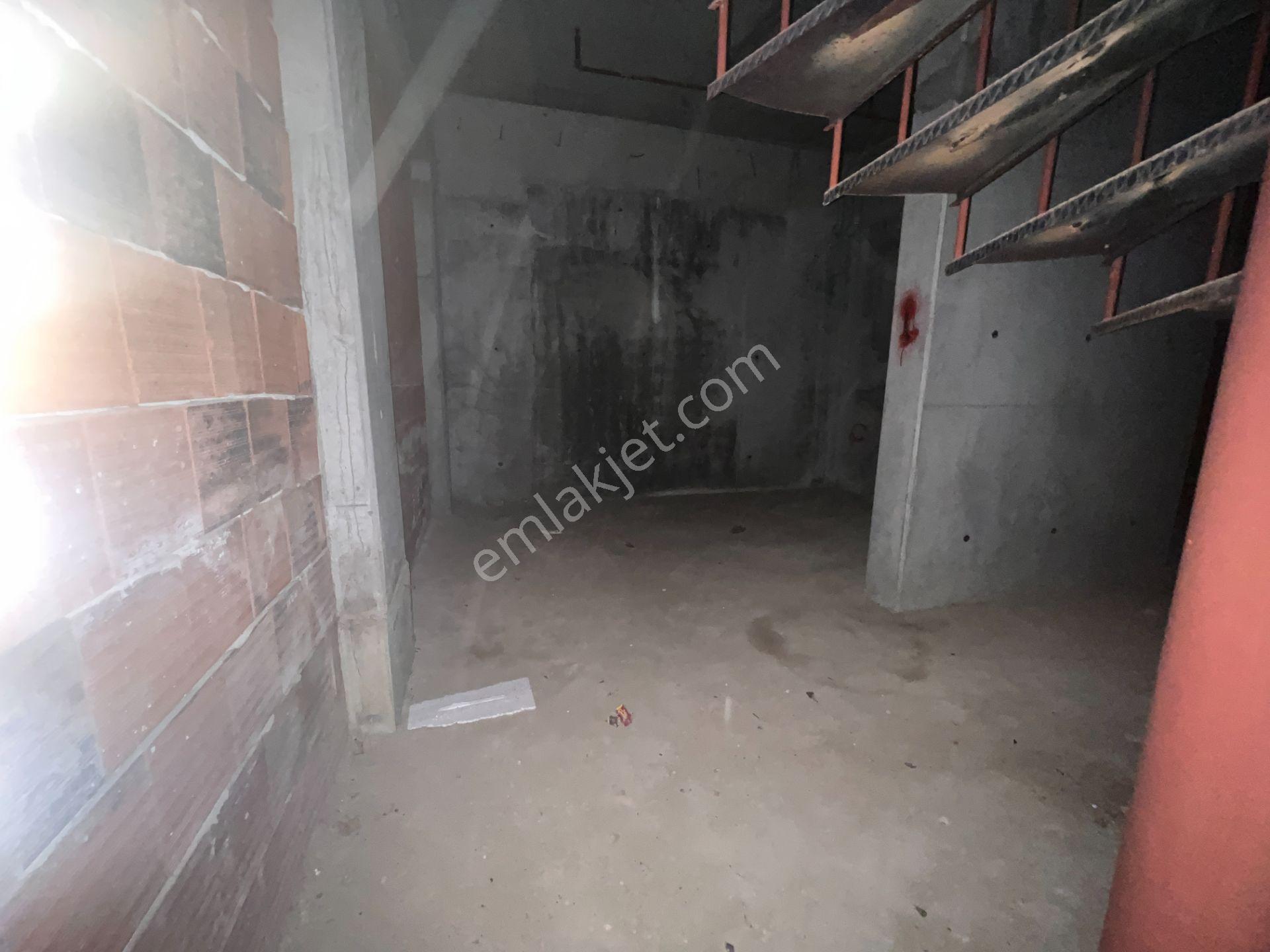 Fetihtepe Emlak Konut 2 Katlı 100 M2 Dükkan Otopark Çıkışı - Görsel 12