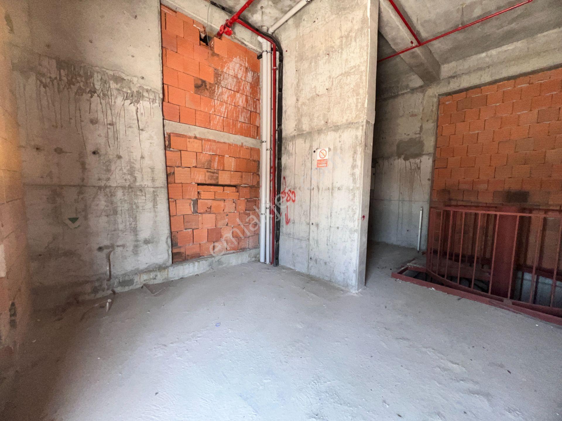 Fetihtepe Emlak Konut 2 Katlı 100 M2 Dükkan Otopark Çıkışı - Görsel 16