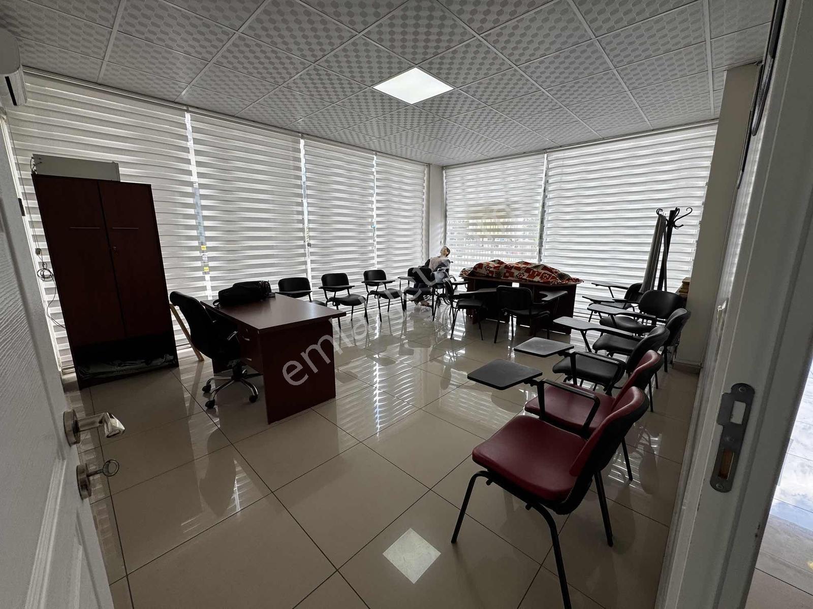 [ema]ataşehir Kuvay-ı Milliye Caddesinde Kiralık Dükkan - Görsel 2