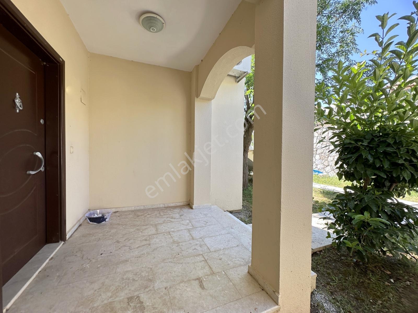Bodrum Plajlı Ünlü Sitede Köşe Bahçeli Eşyalı Müstesna Bir Daire - Görsel 30