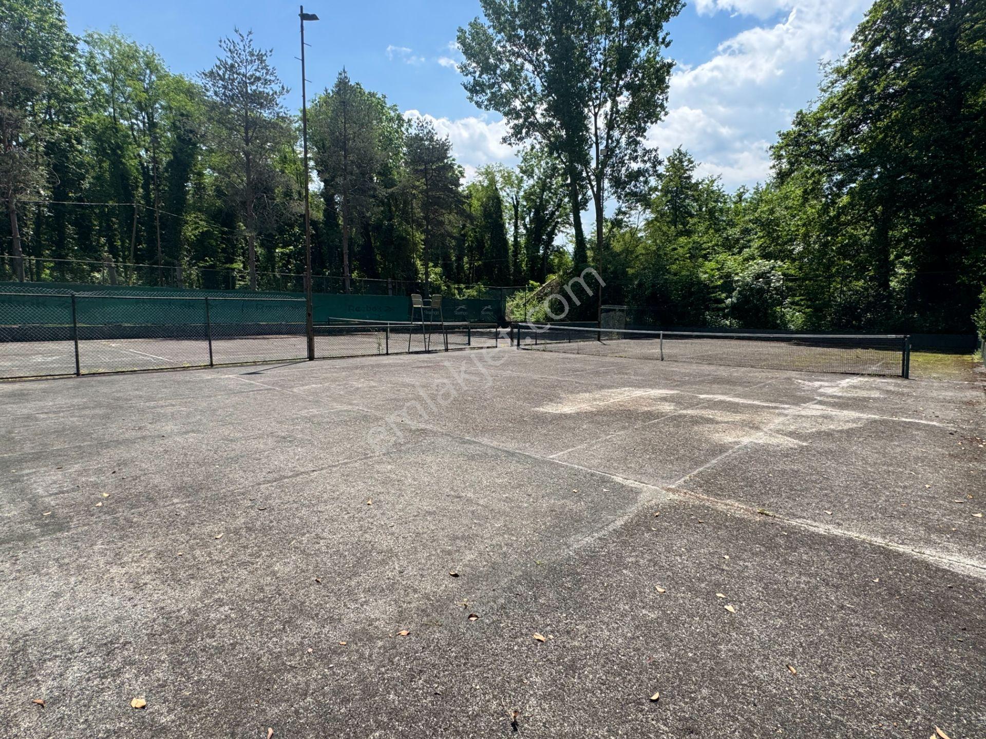 Göl Kenarında Satılık Bahçeli Dublex Villa... - Görsel 9