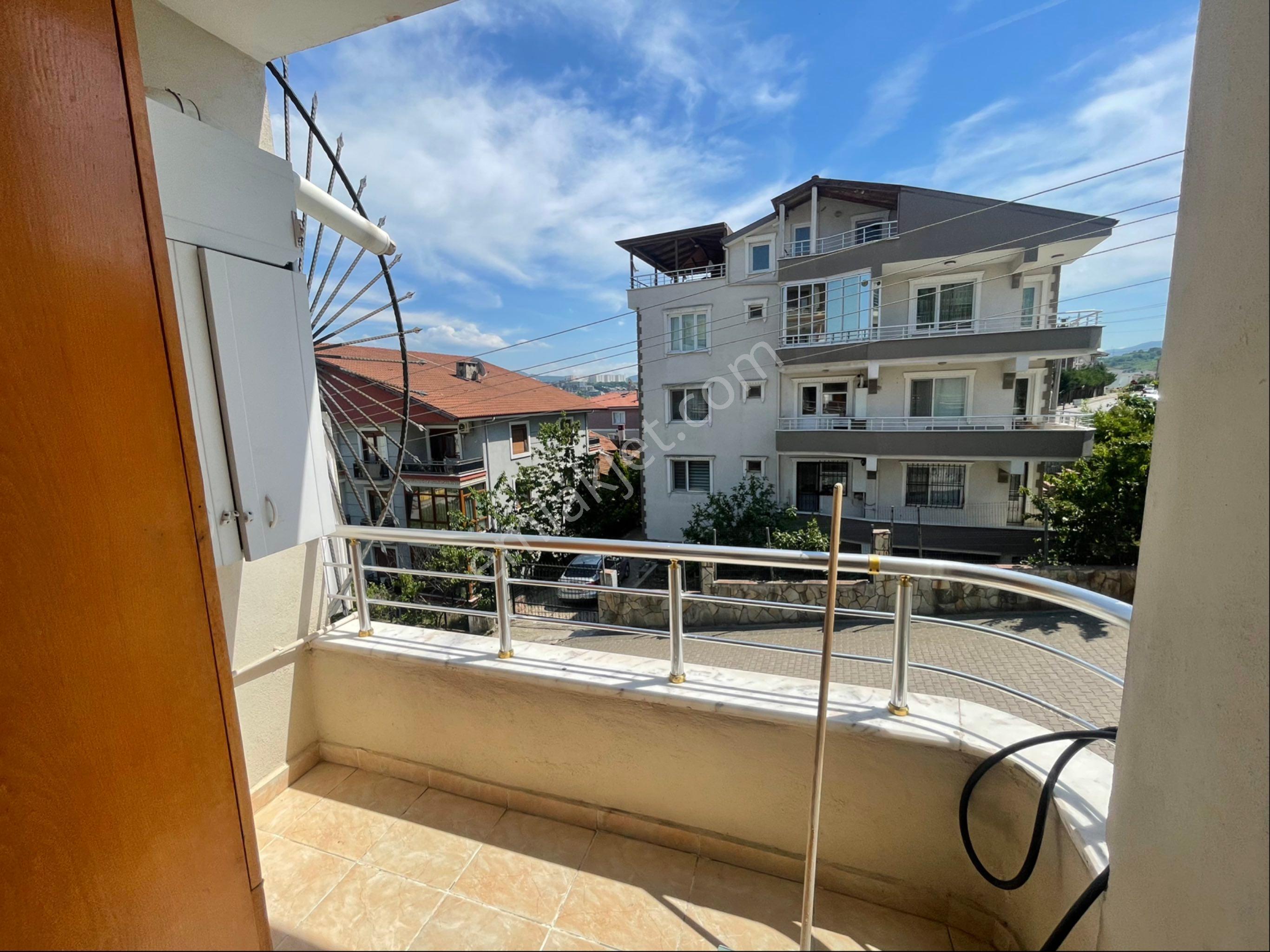 Yalova Merkez Şahane Konumda 5+1 Ters Dubleks 200 M2 Satılık Daire - Görsel 23