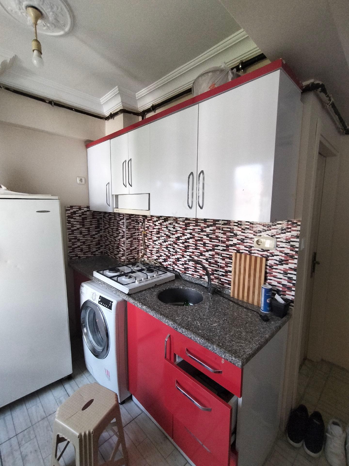 Karabük 100. Yıl Mahallesinde Eşyalı 1+1 Daire Kiralıktır - Görsel 13