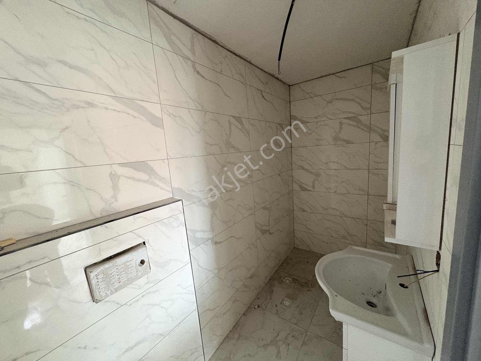 Merkezi Konumda Site İçinde Sıfır 2+1 Ara Kat Daire Fırsatı - Görsel 2