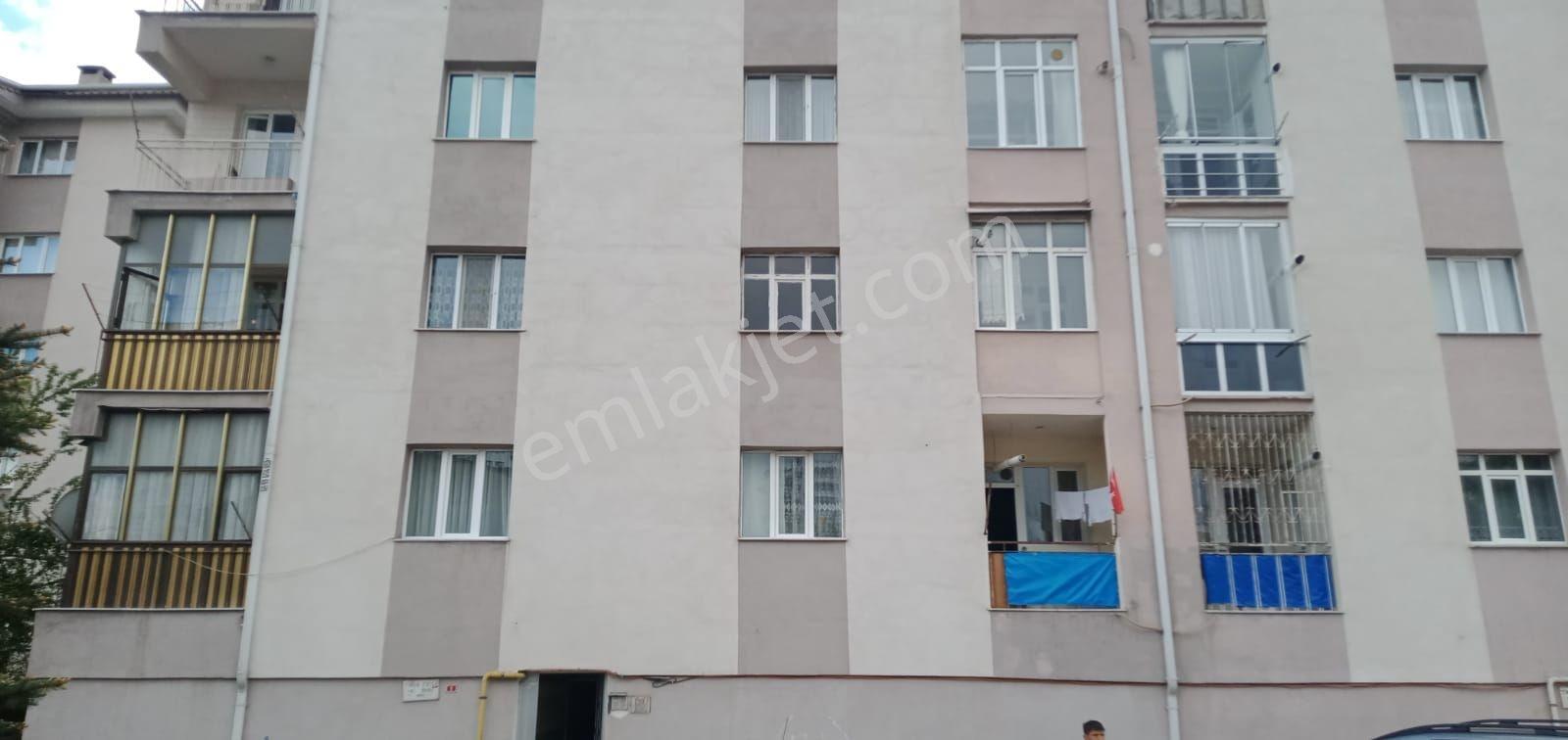 Karahan Emlak'tan Yenidoğan Mah'de Asansörlü 2+1 Daire