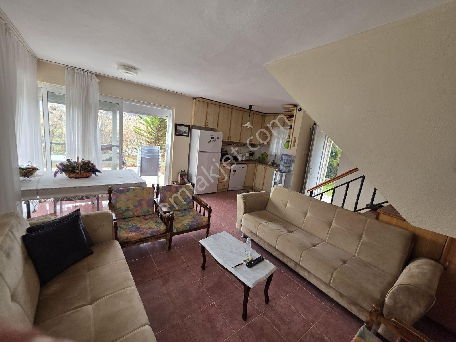 Acil Eşyalı, Eşyasız 300m² Arsalı Havuz,doğa Manzaralı 3+1 Villa - Görsel 33