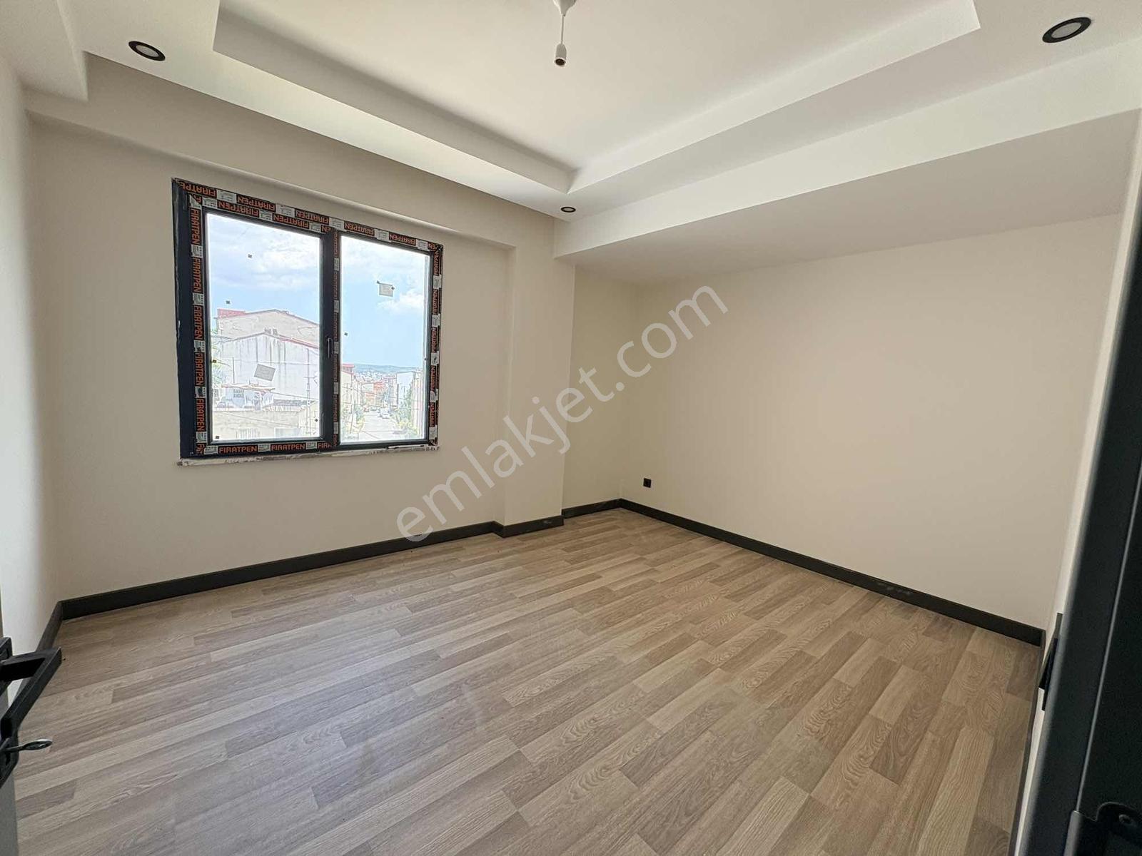 Site İçerisinde Kapalı Otoparklı 2+1 Ara Kat Daire - Görsel 11