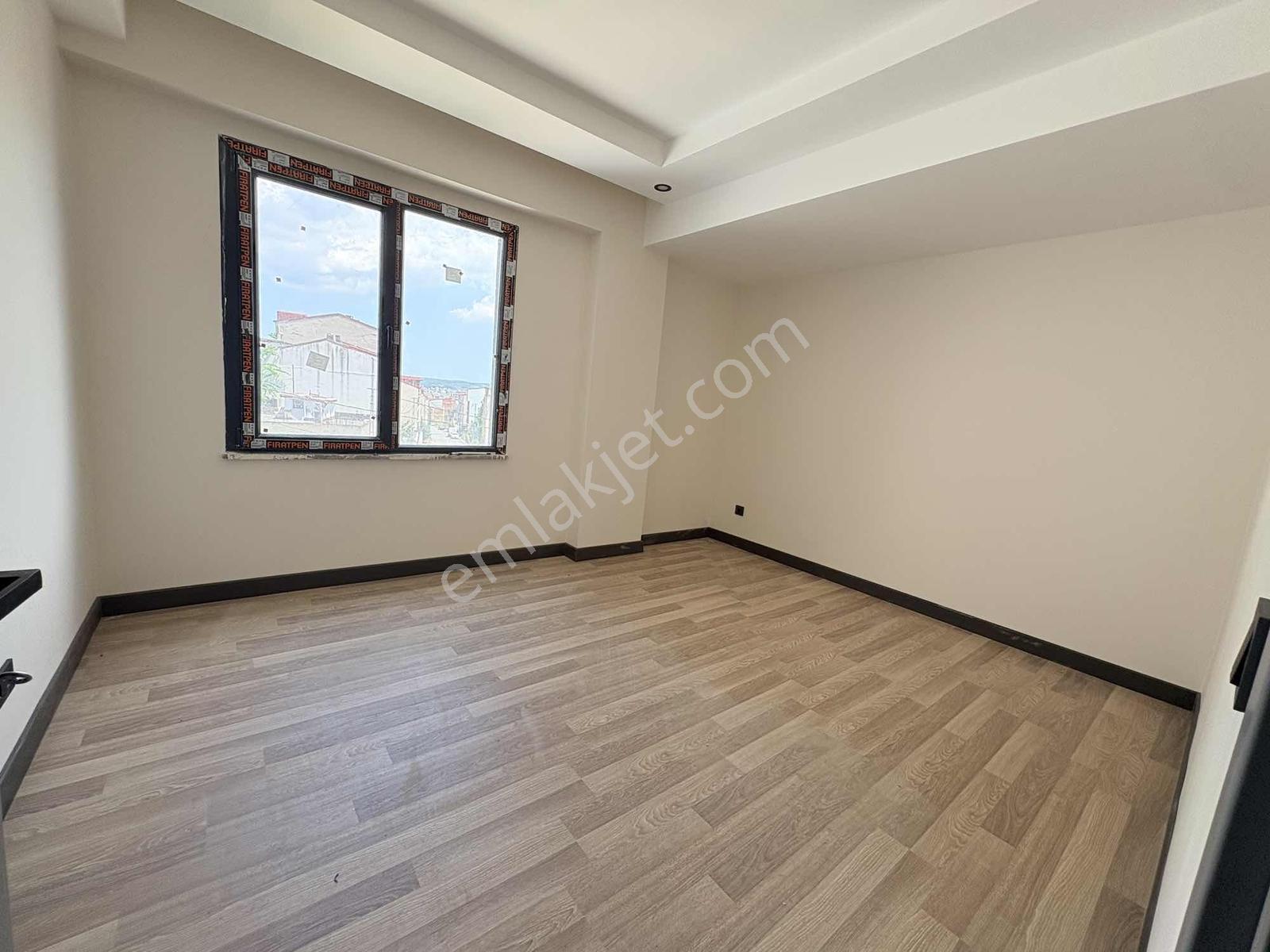 Site İçerisinde Kapalı Otoparklı 2+1 Ara Kat Daire - Görsel 10