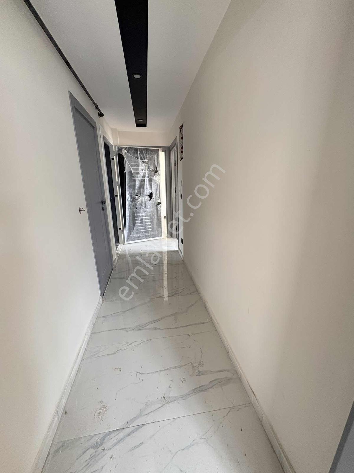 Site İçerisinde Kapalı Otoparklı 2+1 Ara Kat Daire - Görsel 14