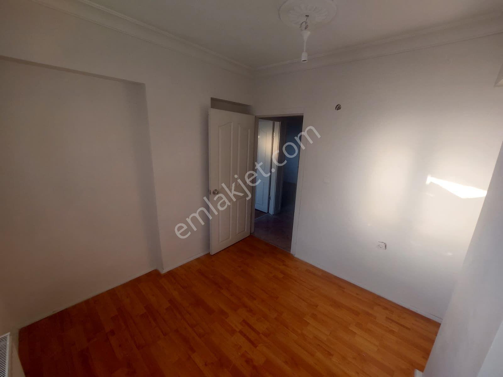 Anadolu'dan 30 Ağustos'ta 3+1 Kombili 110 M2 Güney-batı Cephe