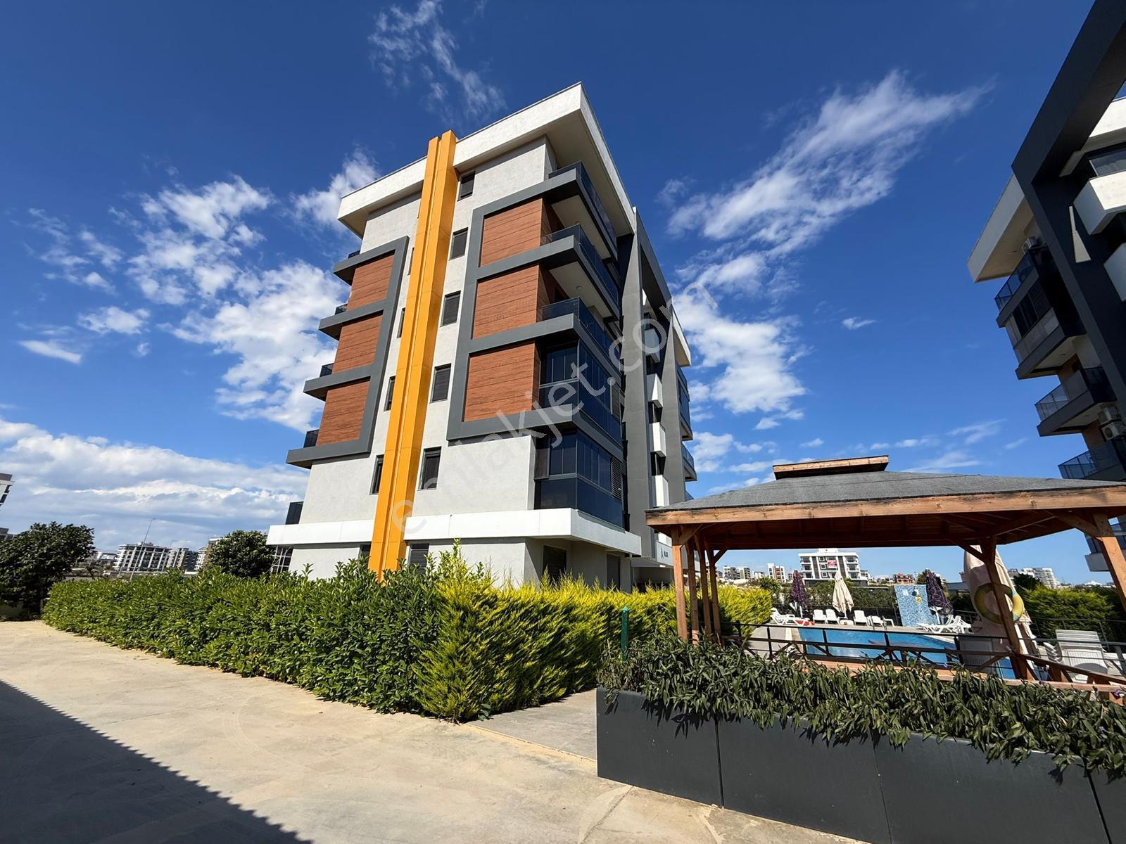 Aksu Altıntaş Valens Suit Evlerinde 1+1 Lüx Mobilyalı Daire - Görsel 25