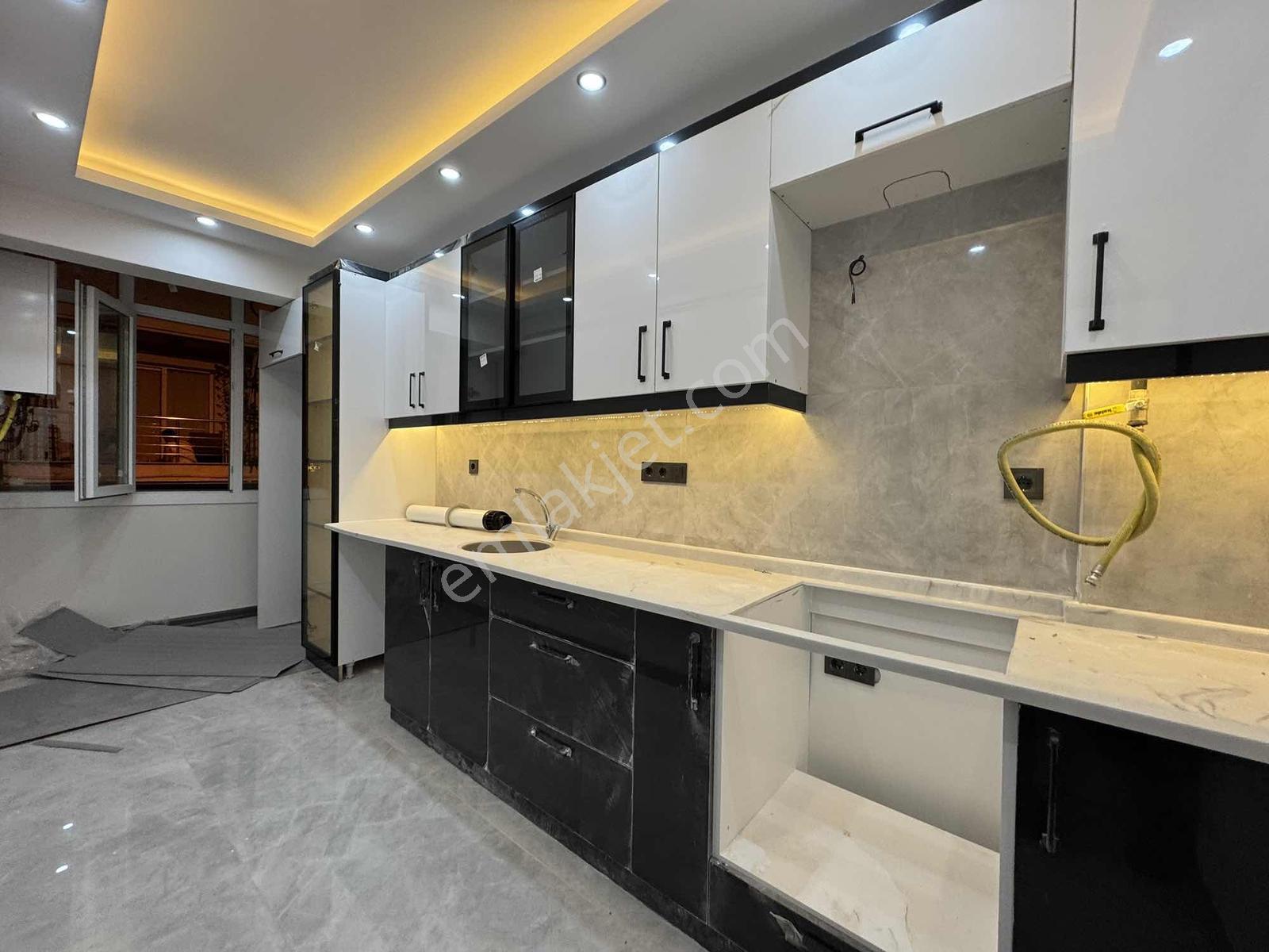 Akın Emlaktan Yeşilbağlar Mah. Satılık 2+1 Yüksek Giriş Daire - Görsel 28