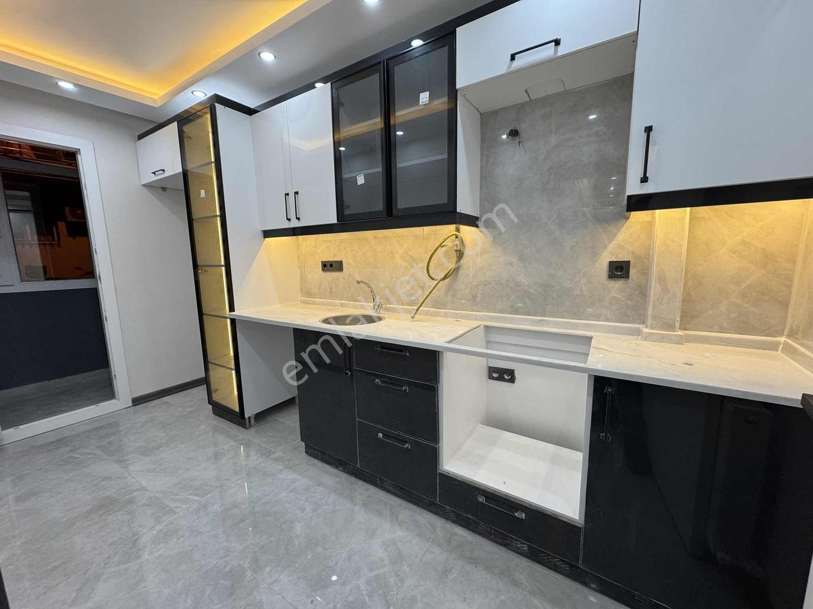 Akın Emlaktan Yeşilbağlar Mah. Satılık 2+1 Yüksek Giriş Daire - Görsel 30