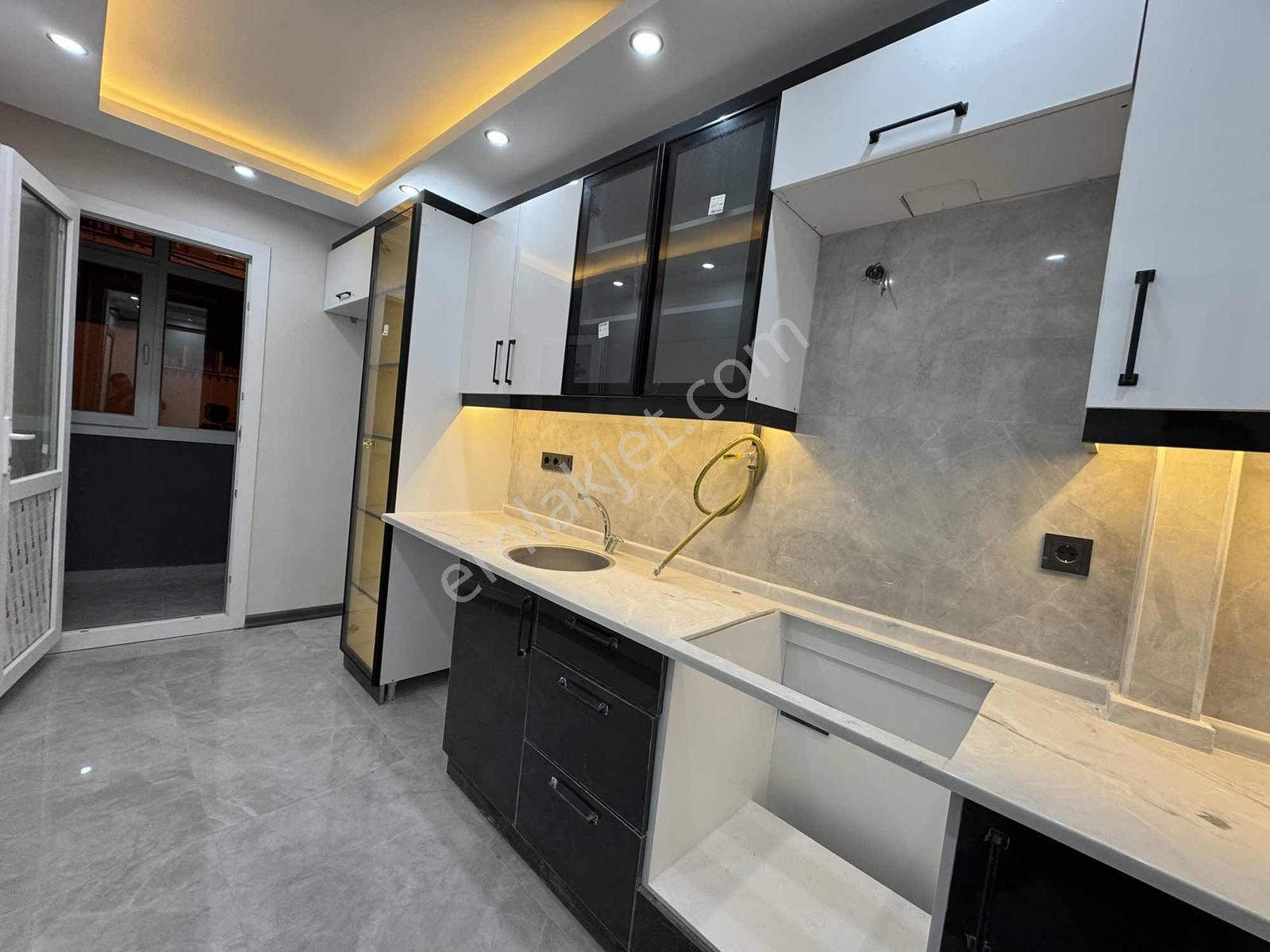 Akın Emlaktan Yeşilbağlar Mah. Satılık 2+1 Yüksek Giriş Daire - Görsel 32