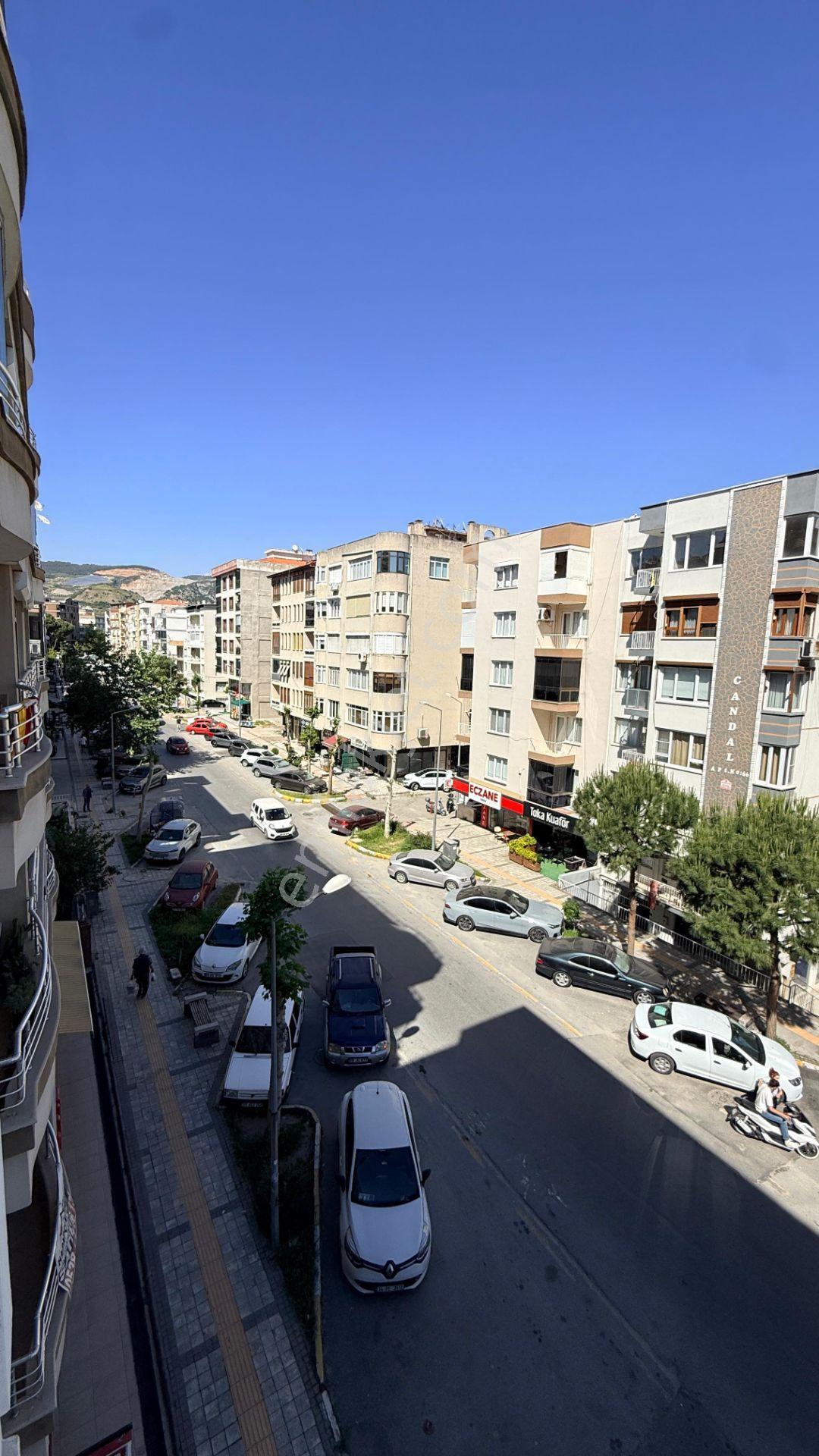 Akser Park Konaklarında Kiralık Geniş 3+1 Daire - Görsel 19