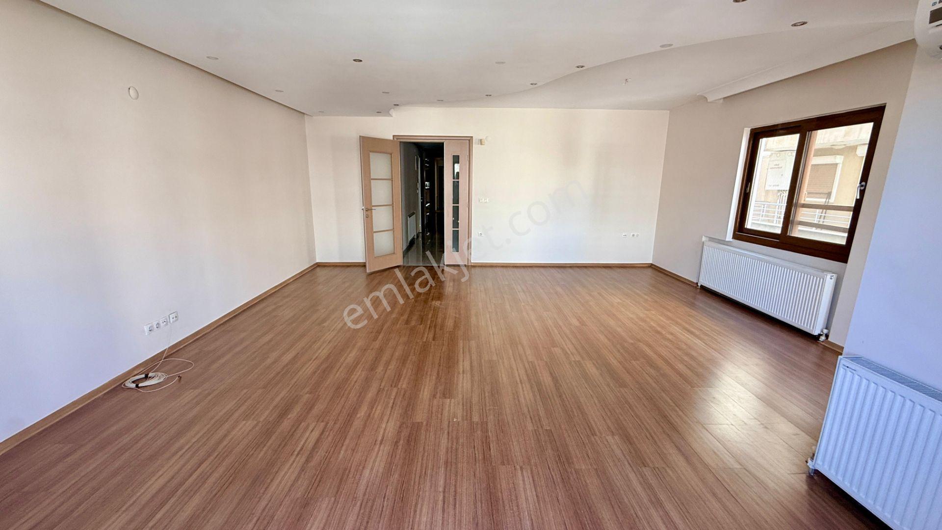 Akser Park Konaklarında Kiralık Geniş 3+1 Daire - Görsel 20