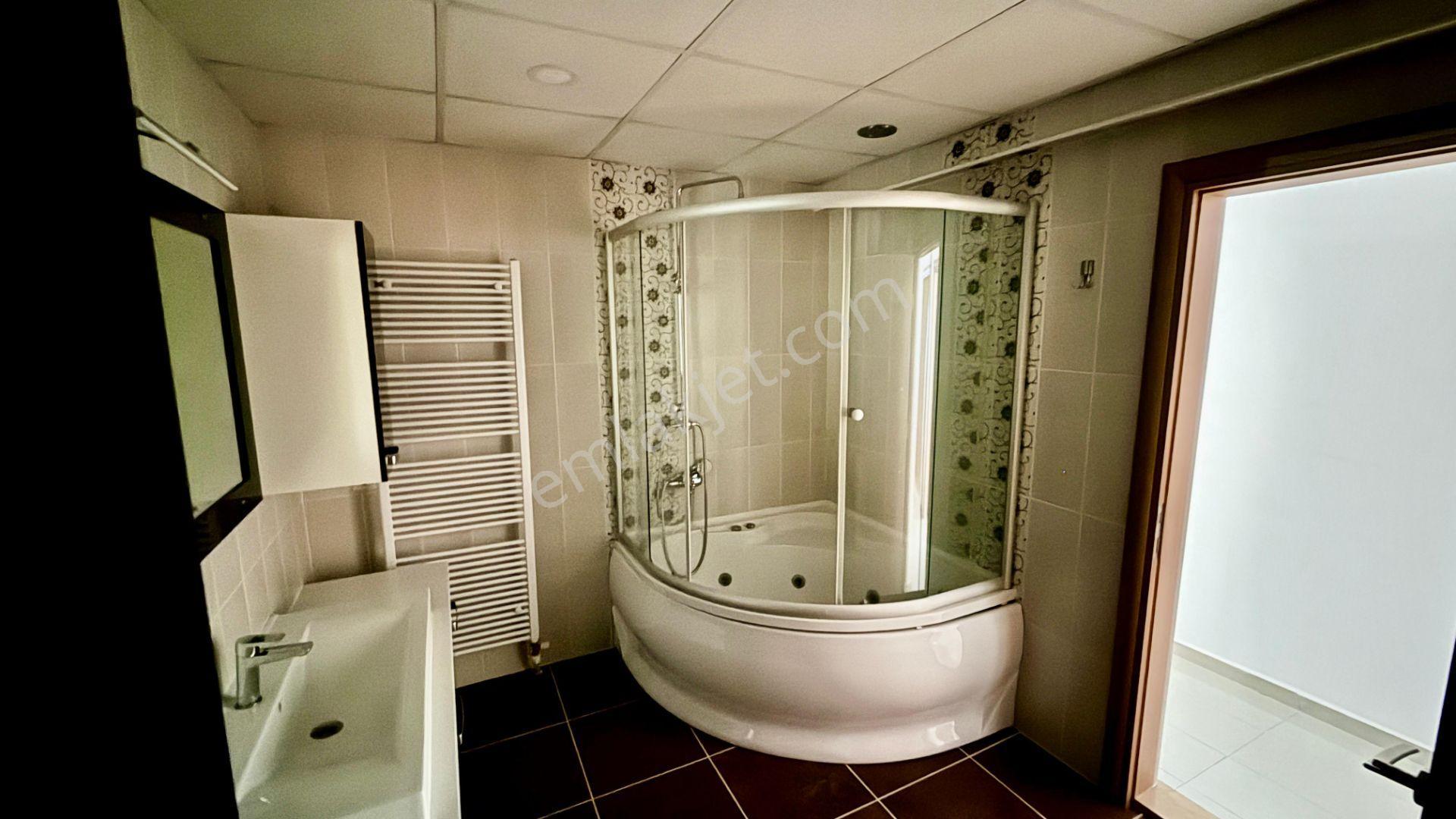 Akser Park Konaklarında Kiralık Geniş 3+1 Daire - Görsel 10