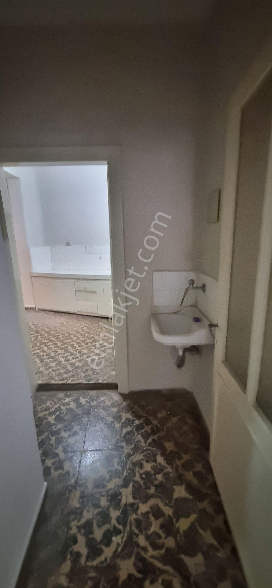 Aydın Nazilli Yöntem Emlaktan Turan Mahallesinde Çarşı İçi Kiralık 3+1 Daire - Görsel 20