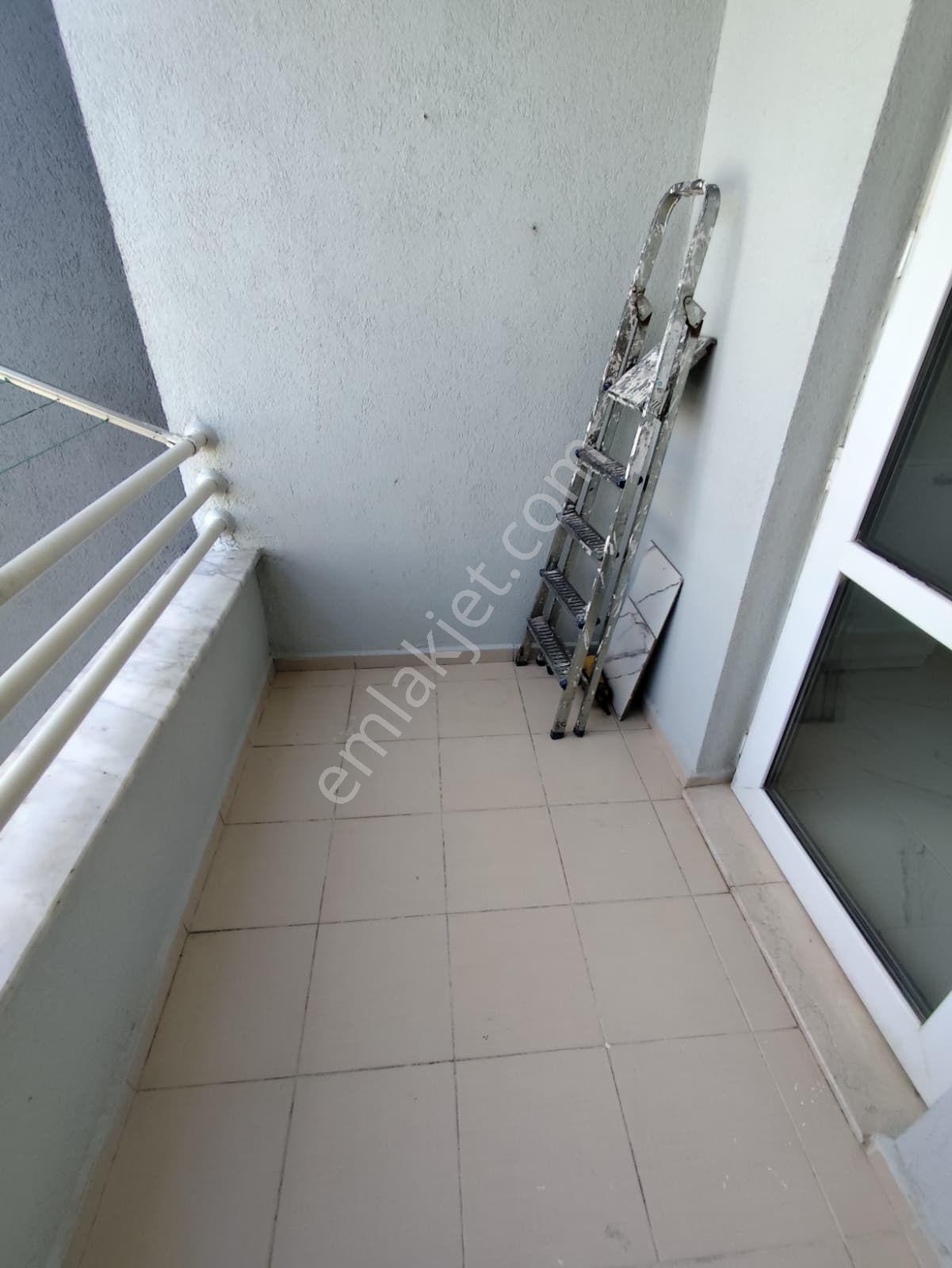 Kayaşehir 8.bölgede Tadilatlı Kiralık 3+1 Daire - Görsel 31