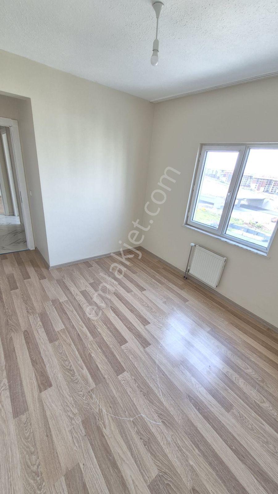Kayaşehir 8.bölgede Tadilatlı Kiralık 3+1 Daire - Görsel 15