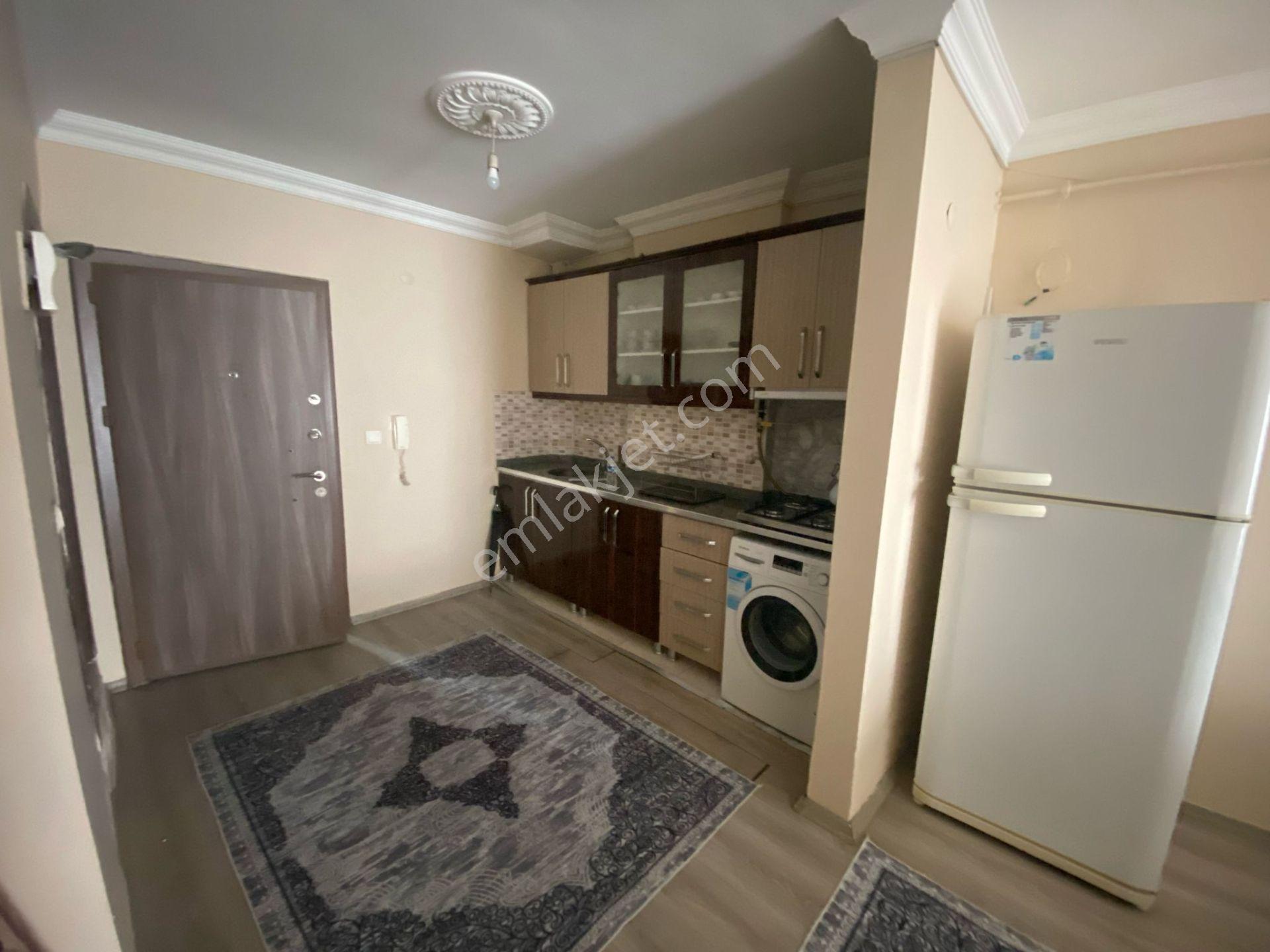 Serhat Mahallesinde Kiralık Eşyalı 1+1 Daire - Görsel 6