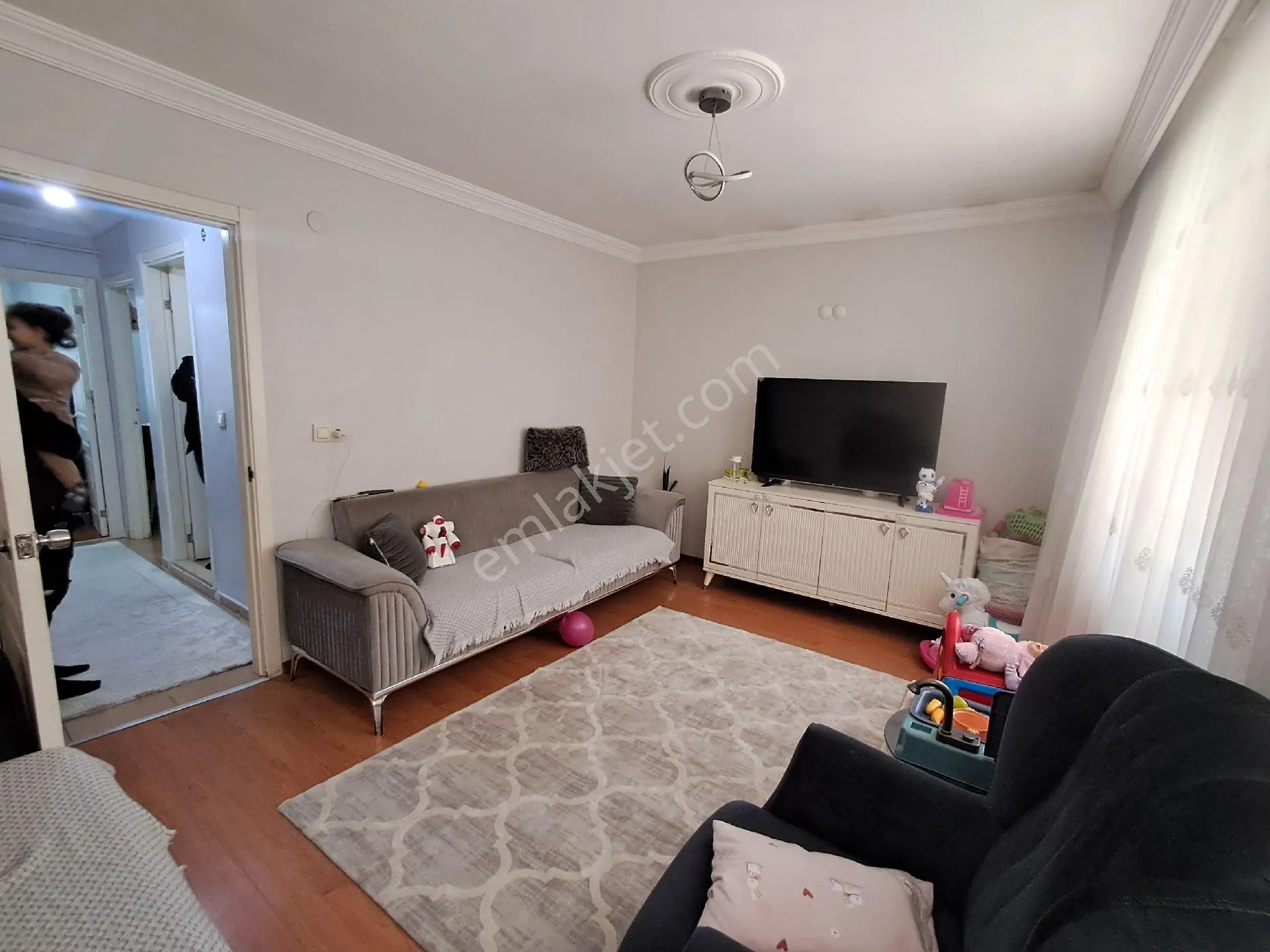 Sahibinden Satılık Metrobüse 5 Dakika Genç Binada 1+1 Daire - Görsel 2