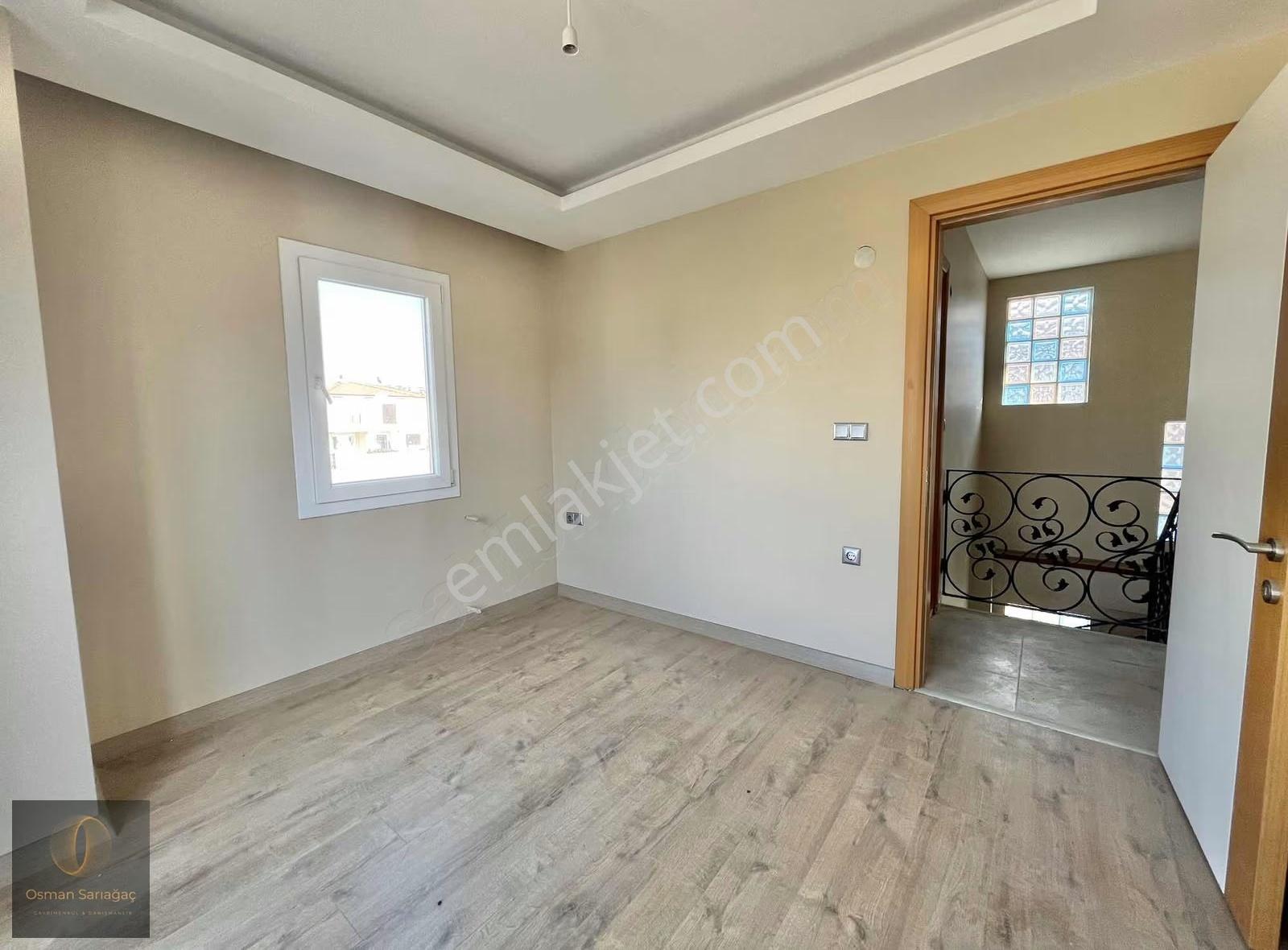 Kuşadası Davutlar Havuzlu Sitede Satılık Villa - Görsel 20