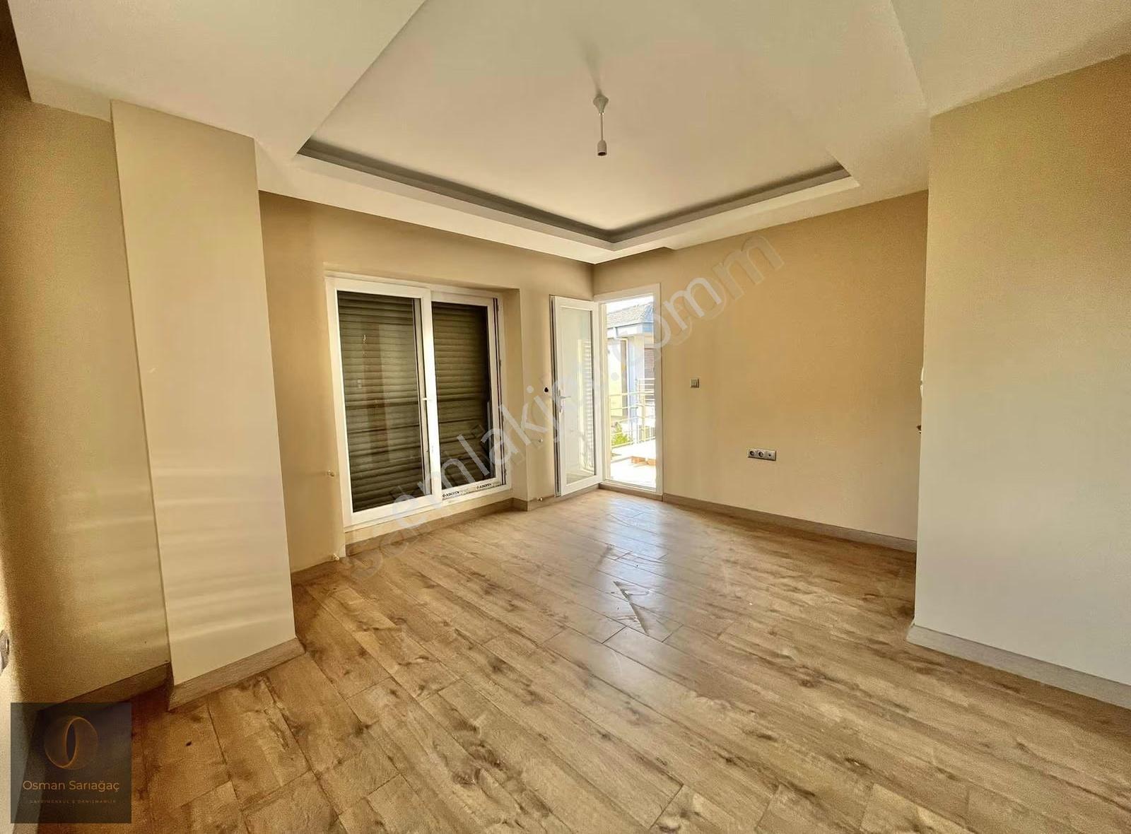 Kuşadası Davutlar Havuzlu Sitede Satılık Villa - Görsel 9