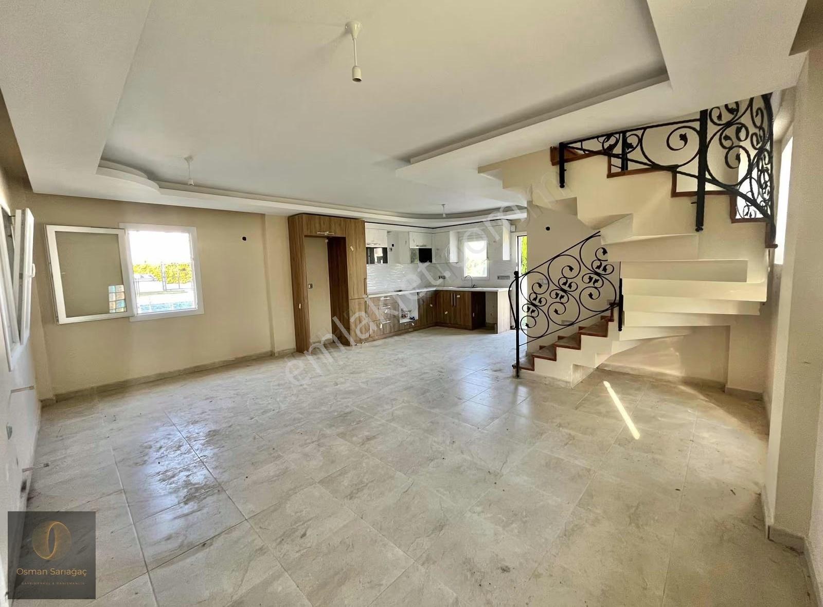 Kuşadası Davutlar Havuzlu Sitede Satılık Villa - Görsel 6