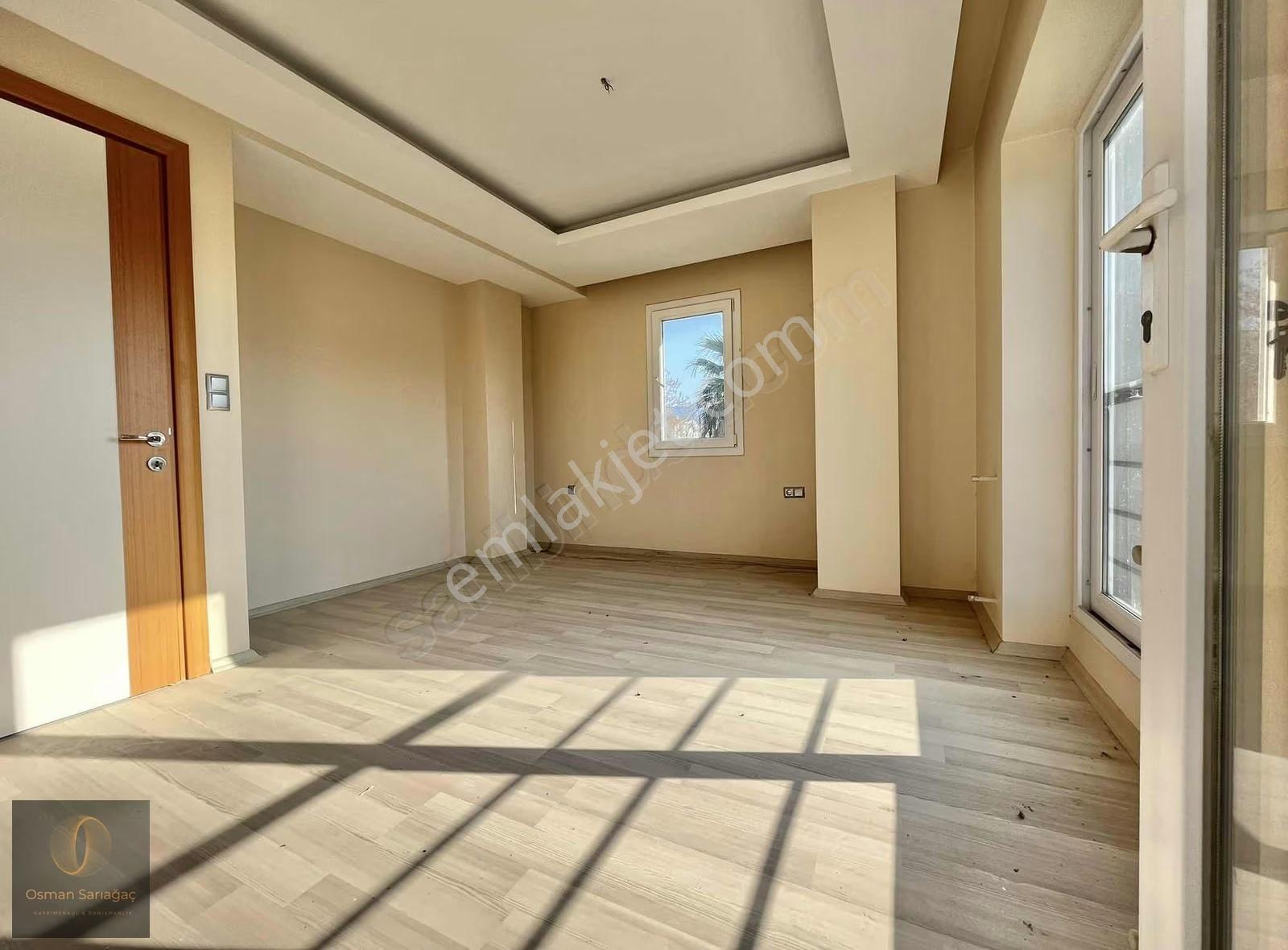 Kuşadası Davutlar Havuzlu Sitede Satılık Villa - Görsel 3