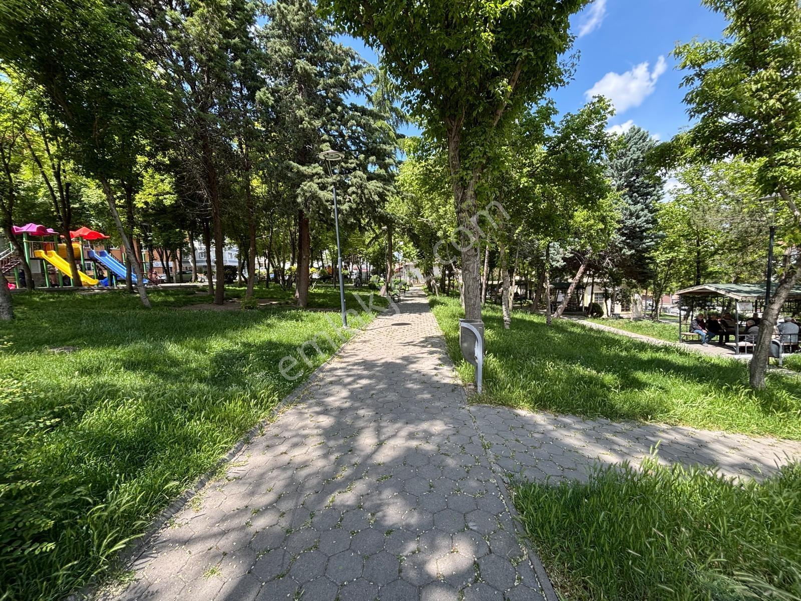 Selçuklu Mahallesi, Tuna Parkına Cephe Ferah 3+1 Kiralık Daire - Görsel 14