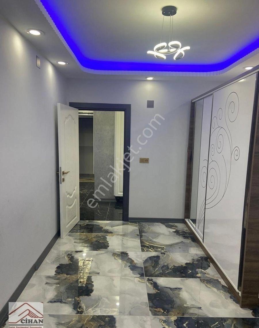 Kapaklı Merkezde Saray Konseptli, Süper Lüks Geniş 4+1 Daire! - Görsel 11