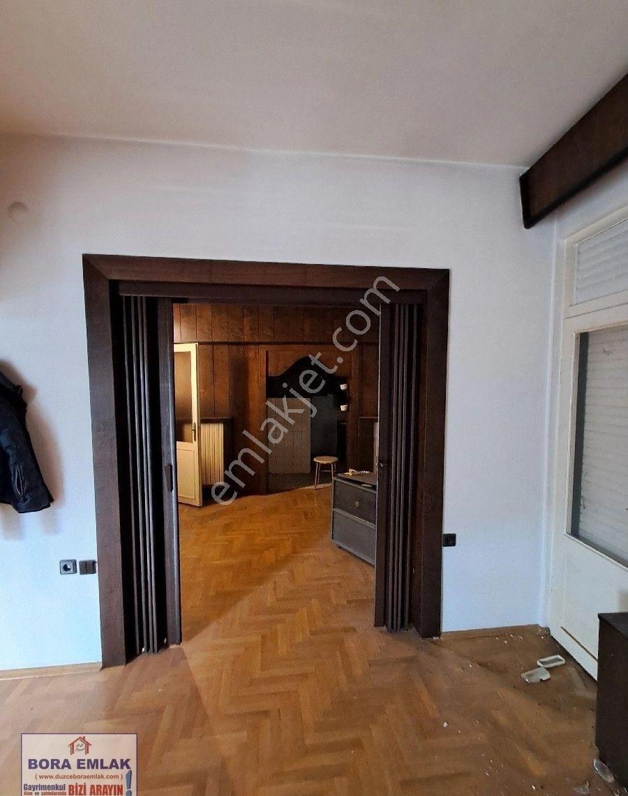 Düzce Merkez İstanbul Caddesinde Kiralık 240m2 İşyeri Ofis 127717 - Görsel 22