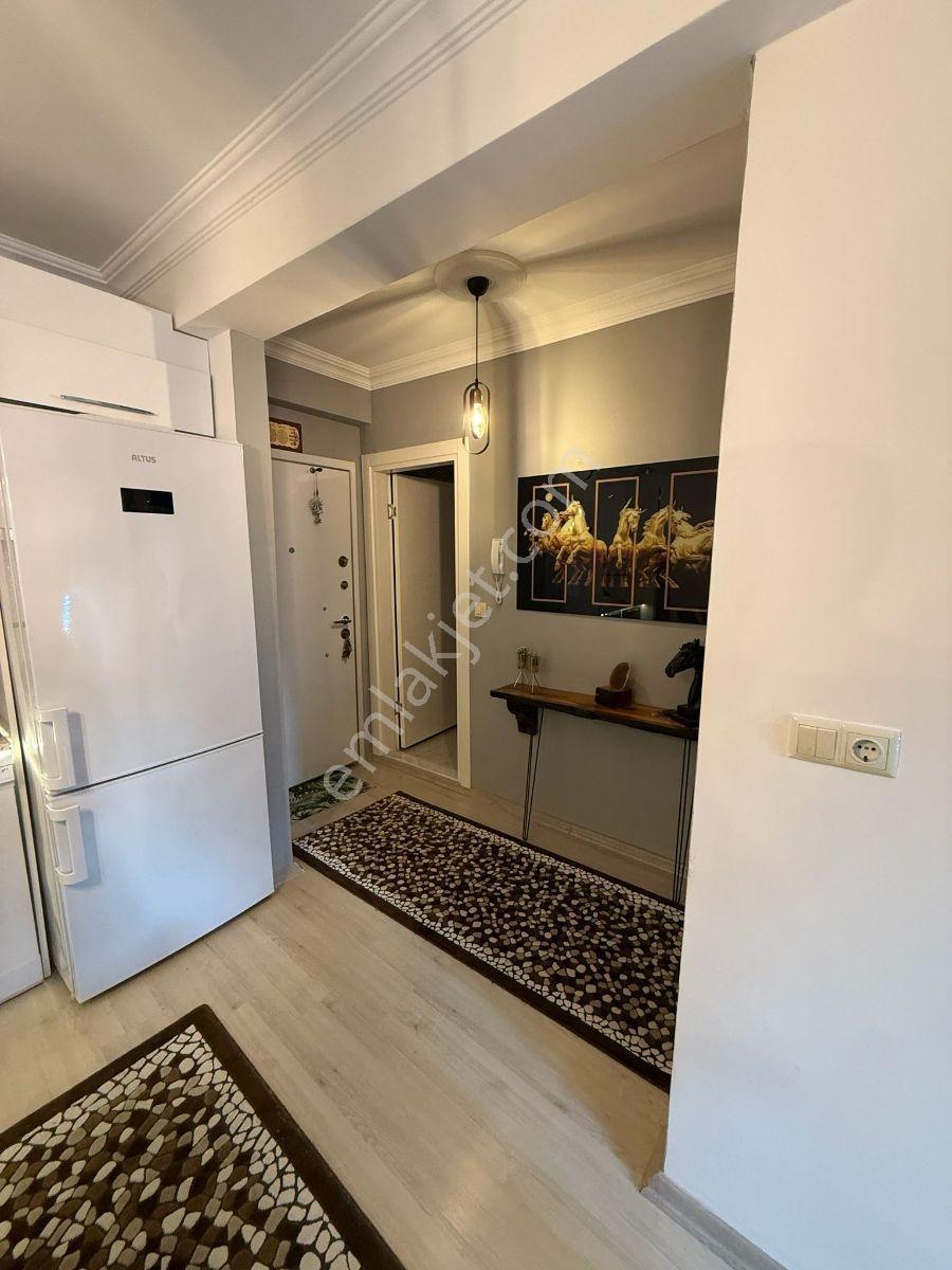 Kuşadası Site İçerisinde Deniz Manzaralı Geniş 1+1 Satılık Daire - Görsel 4