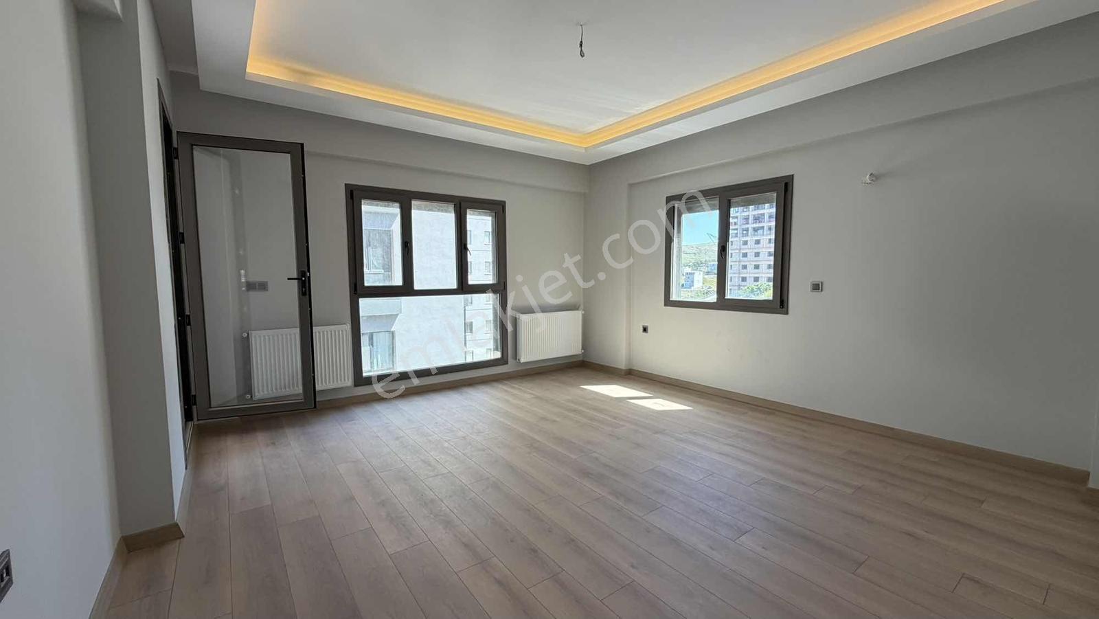Koyunderede Satılık Daire 3+1 Lüks Havuzlu Sitede Gazi Mah - Görsel 32